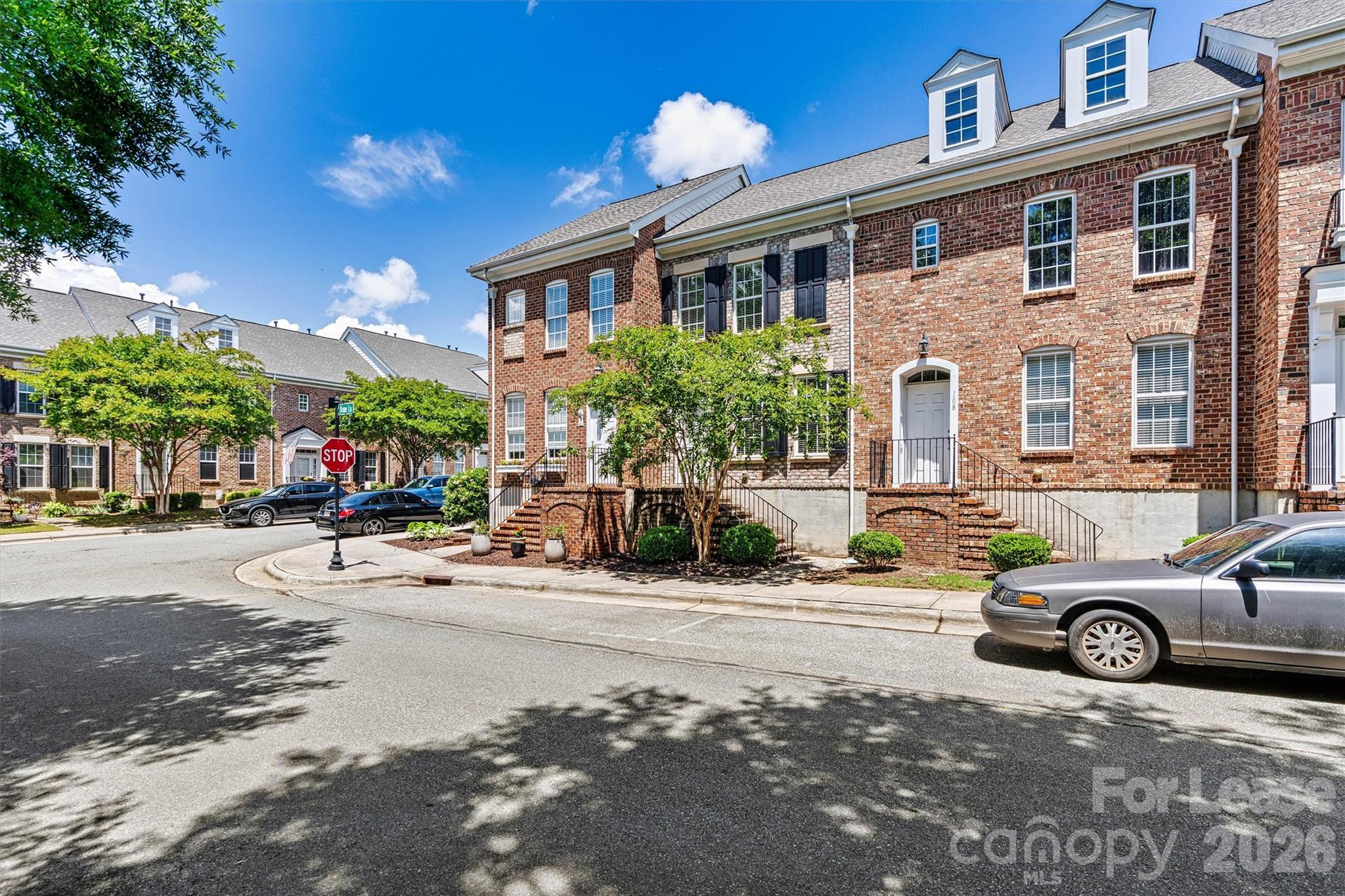 110 Dime Lane — photo