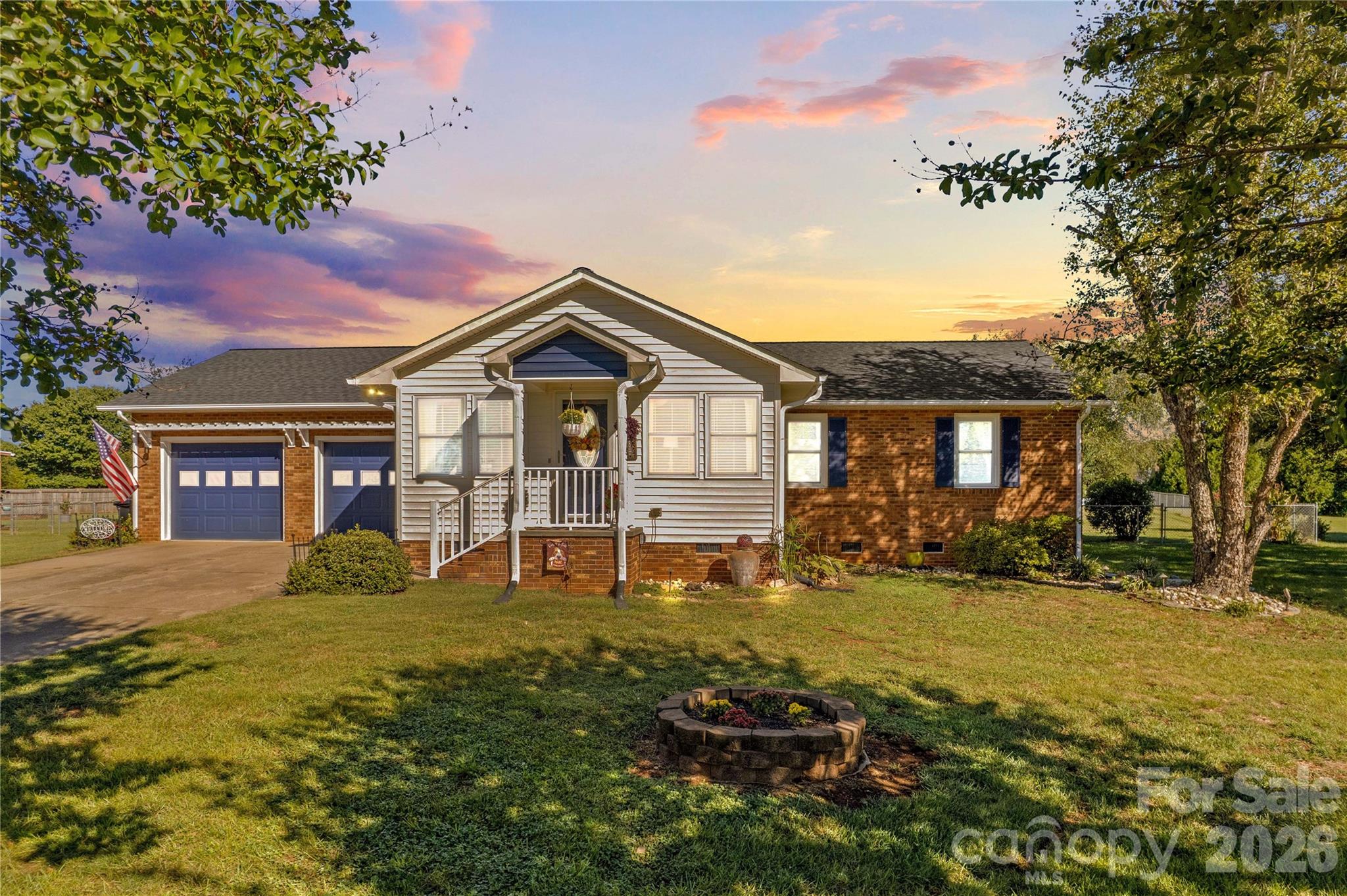 186 Antler Drive — photo