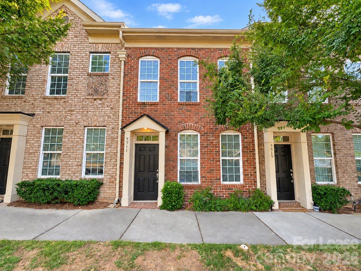 9511 Longstone Lane — photo