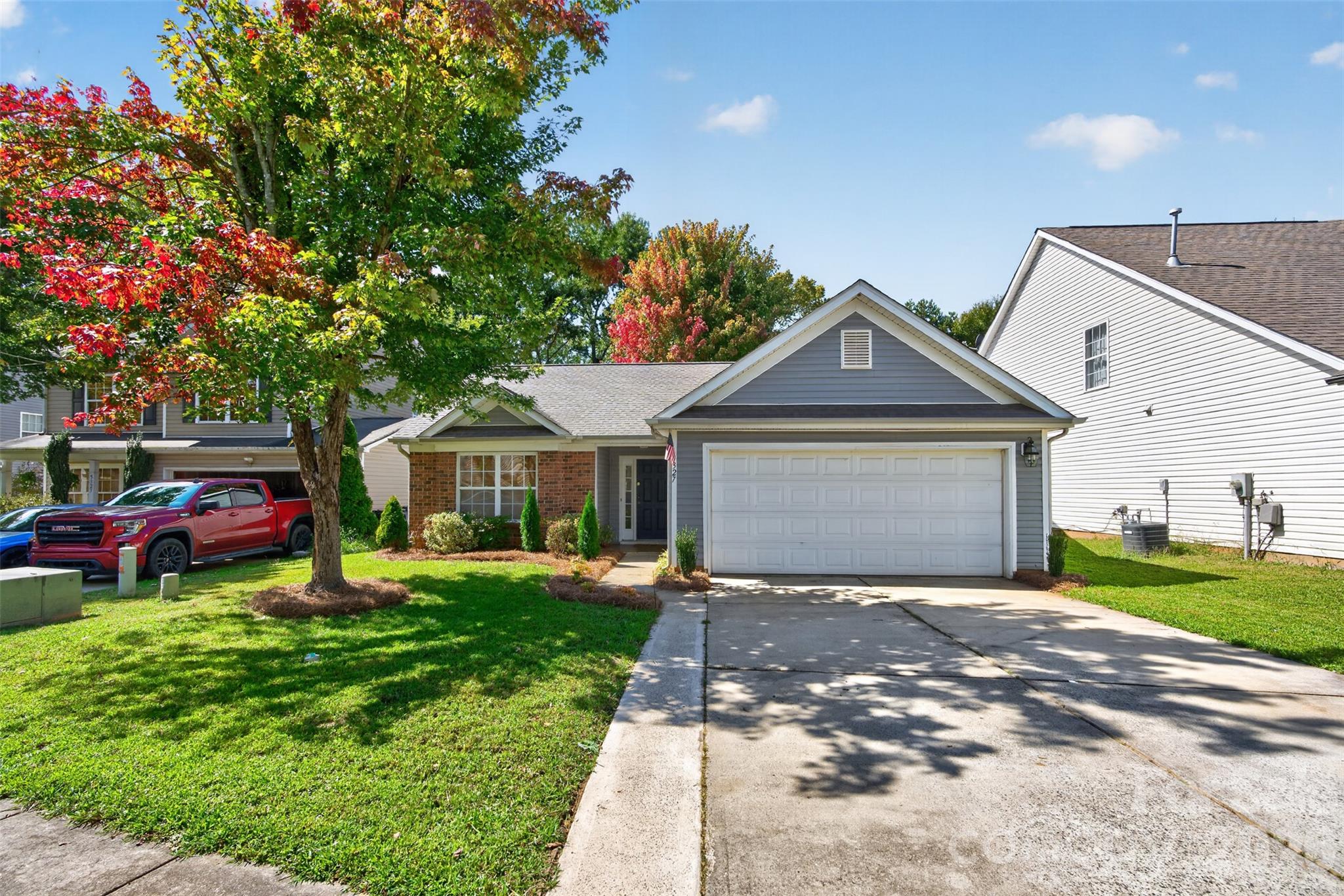 5327 Fernhill Drive — photo