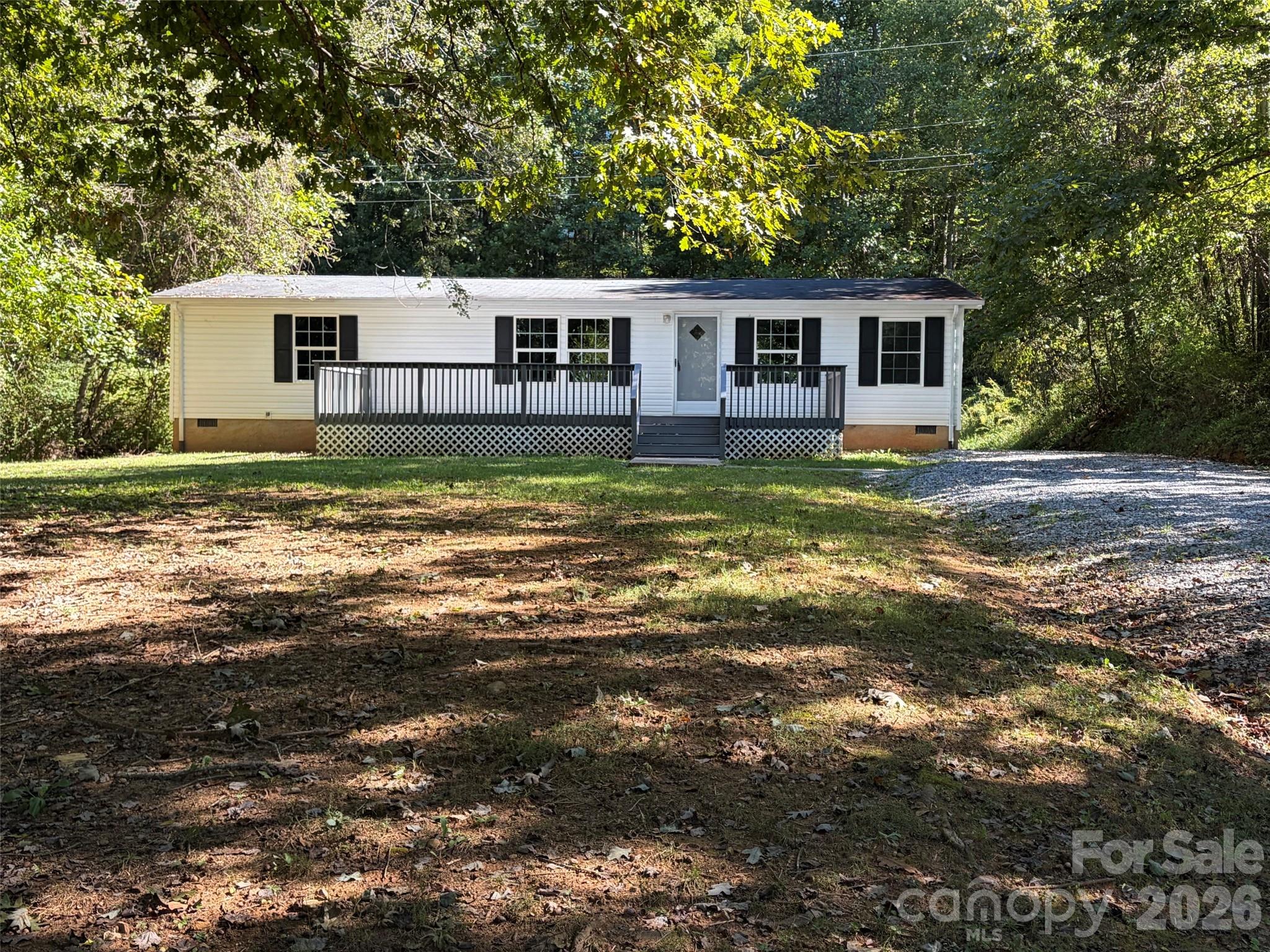 1034 Hidden View Loop, Marion, NC 28752 — photo 3