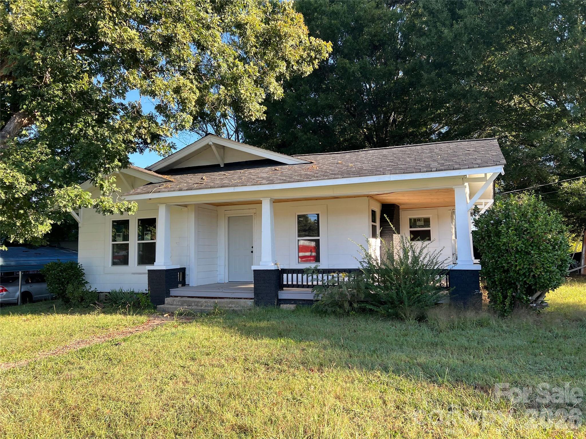 1313 E Maiden Road — photo