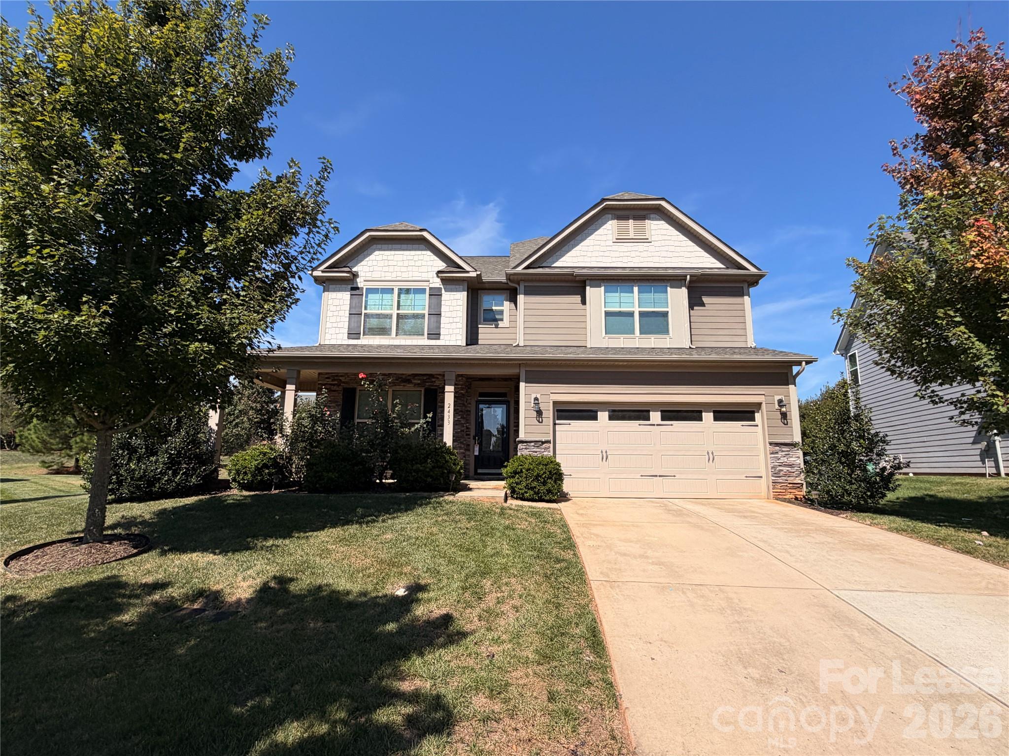 2433 Chinkapin Court — photo