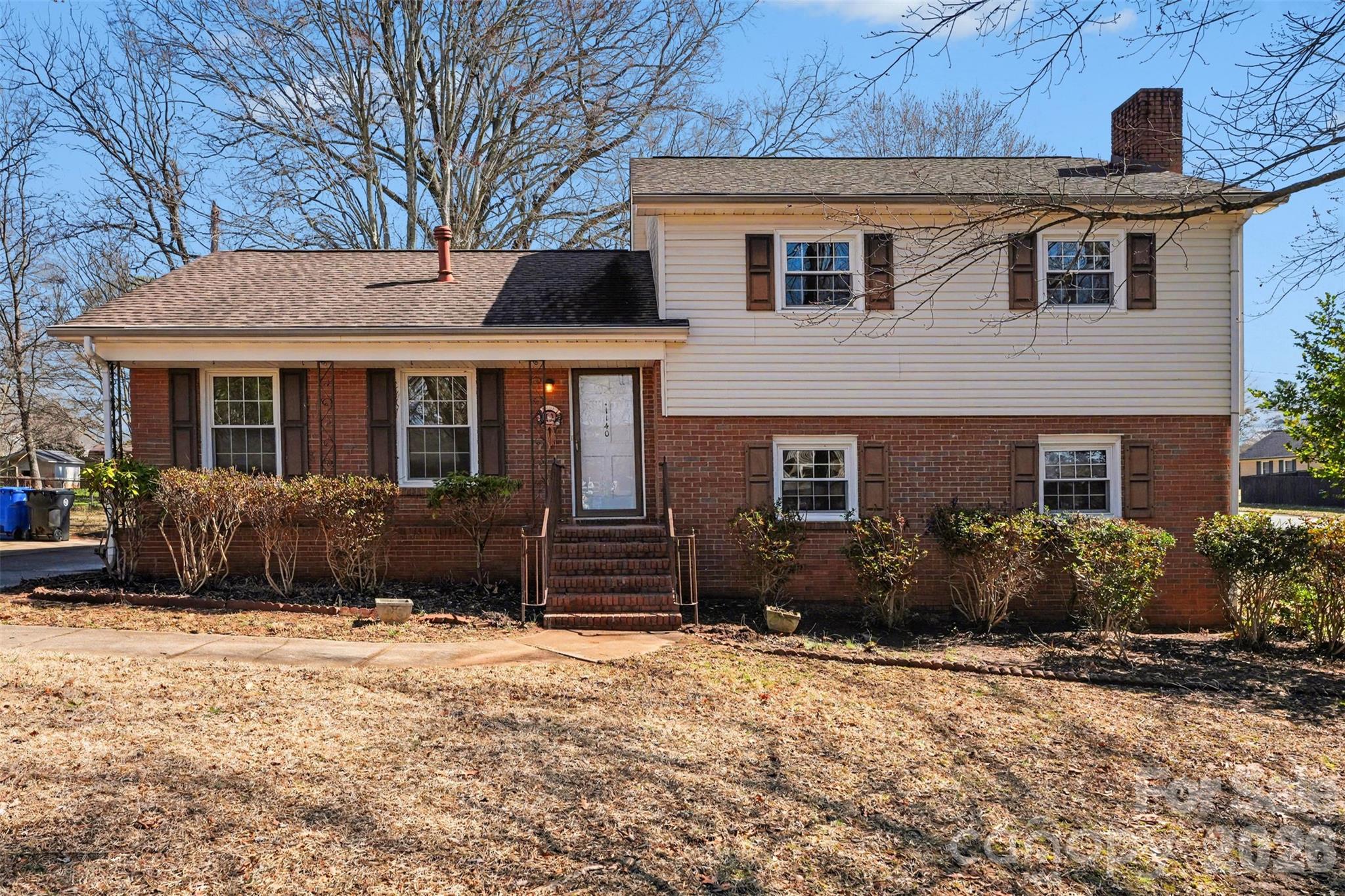 1140 Fieldstone Road — photo