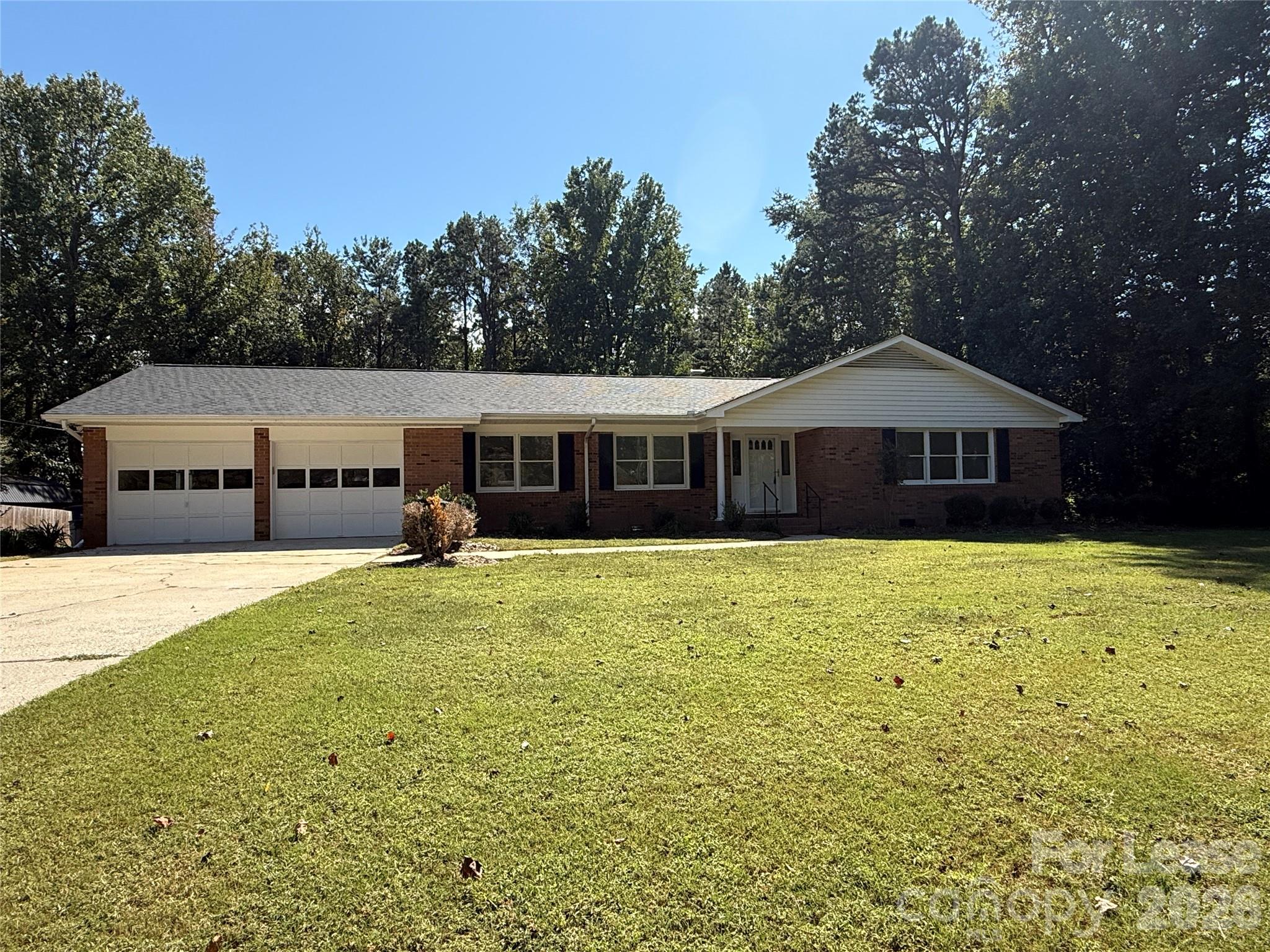 8806 Crestwood Drive — photo