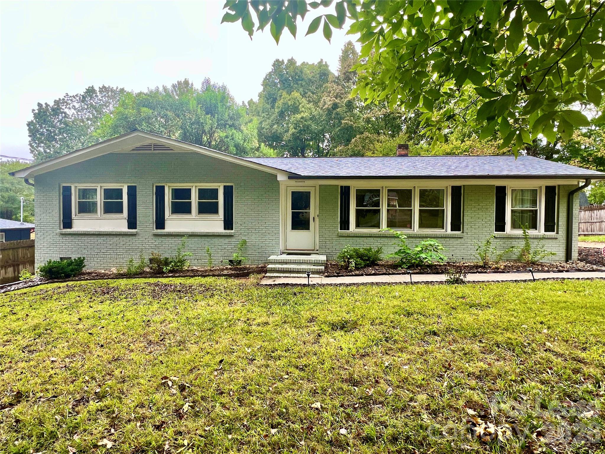 2117 Tarlton Drive — photo