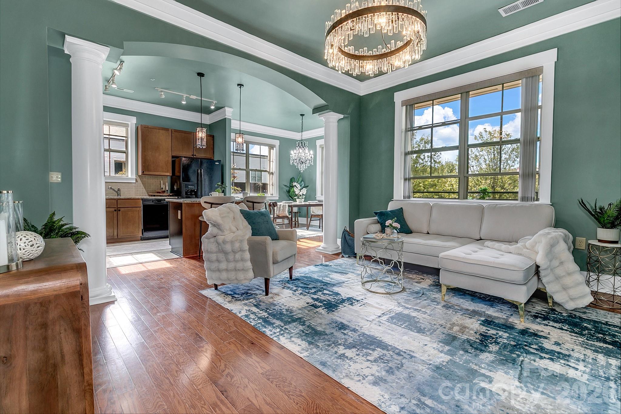 42 Schenck Parkway 101 — photo