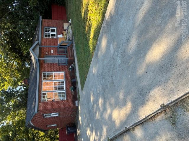 2520 Bancroft Street — photo