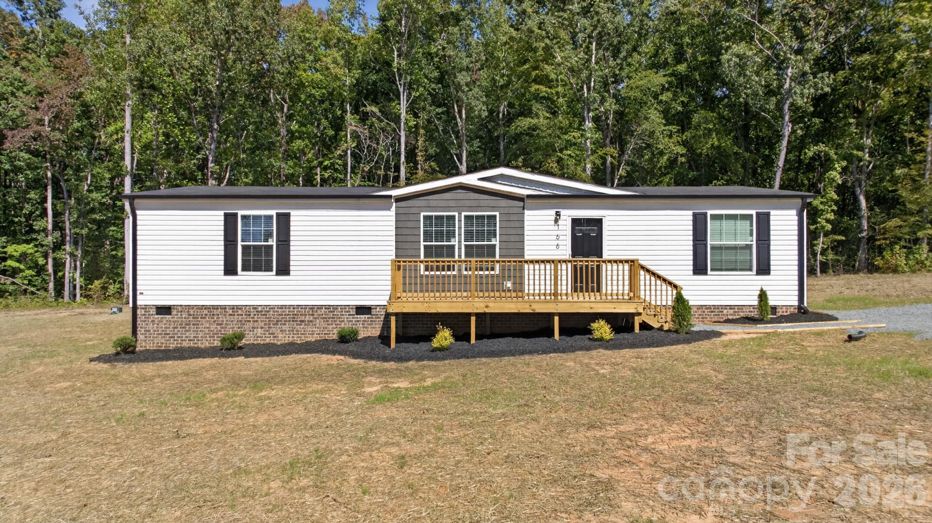 166 Christophers Court — photo