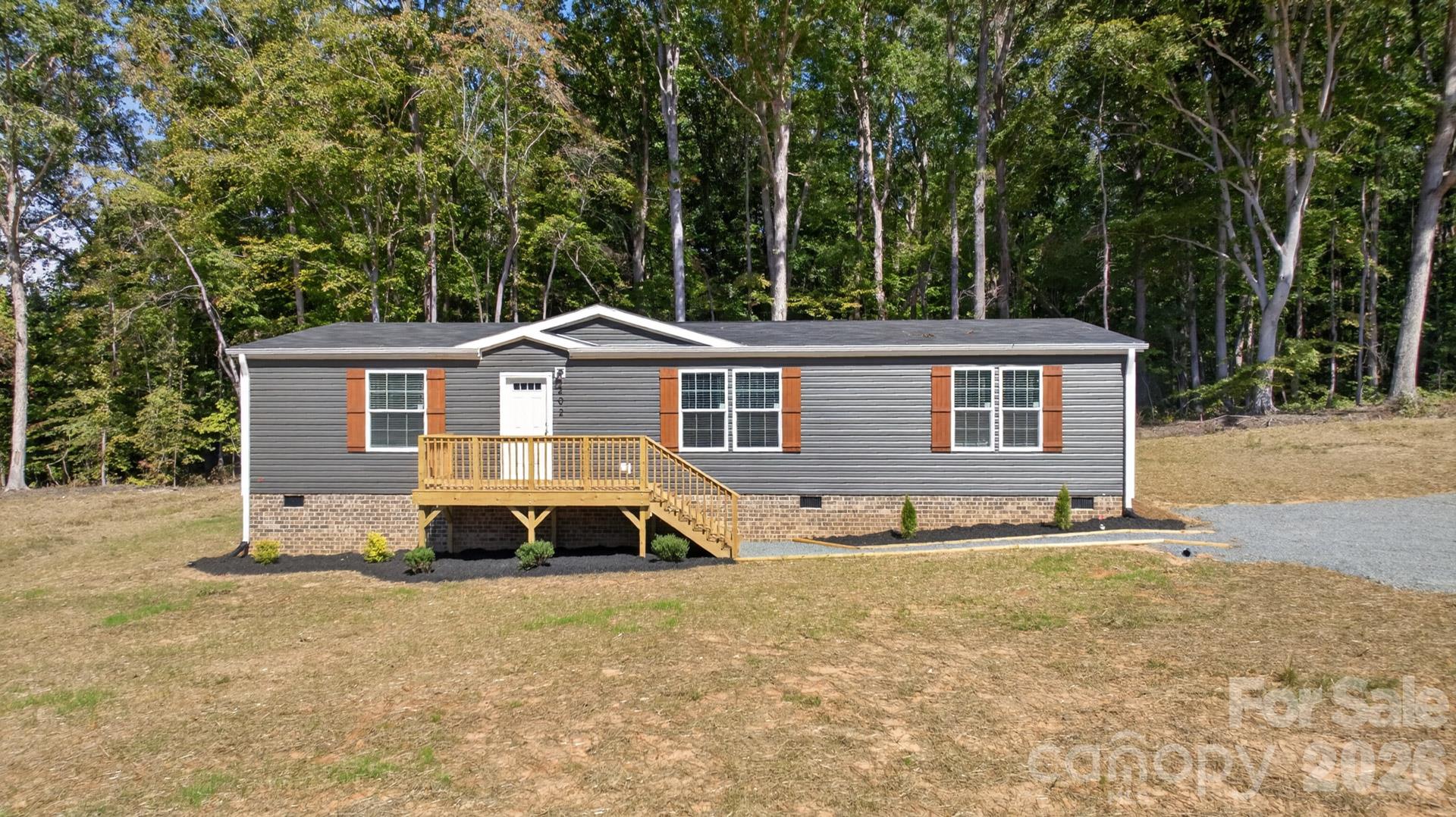 202 Christophers Court — photo