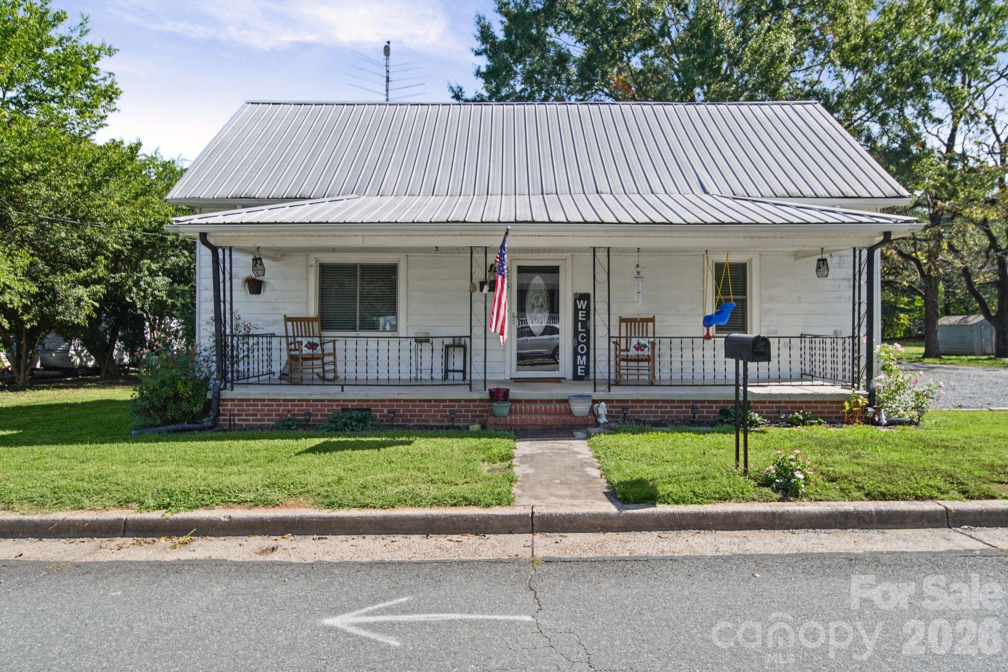 626 Austin Street — photo