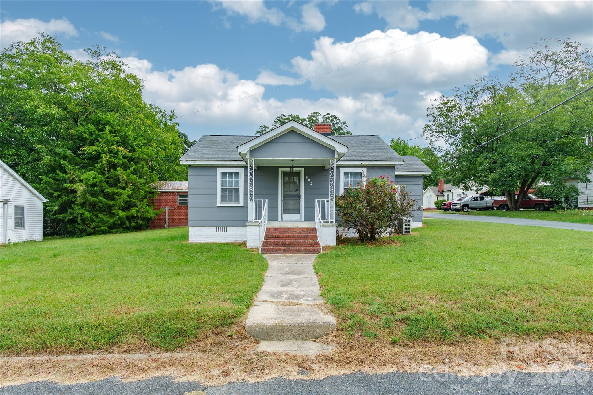 602 Ross Street — photo
