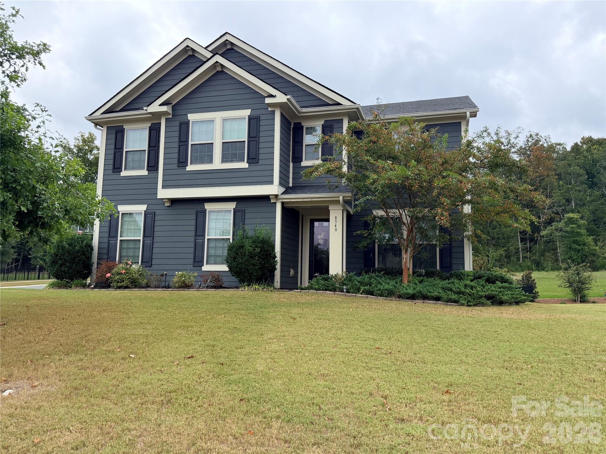 8340 Breton Way — photo