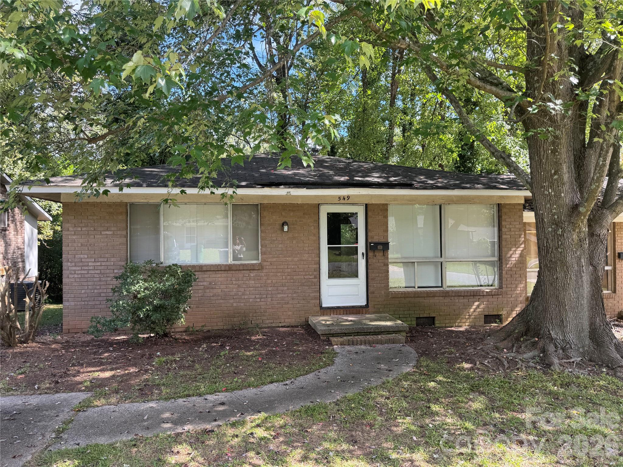 549 Blendwood Drive — photo