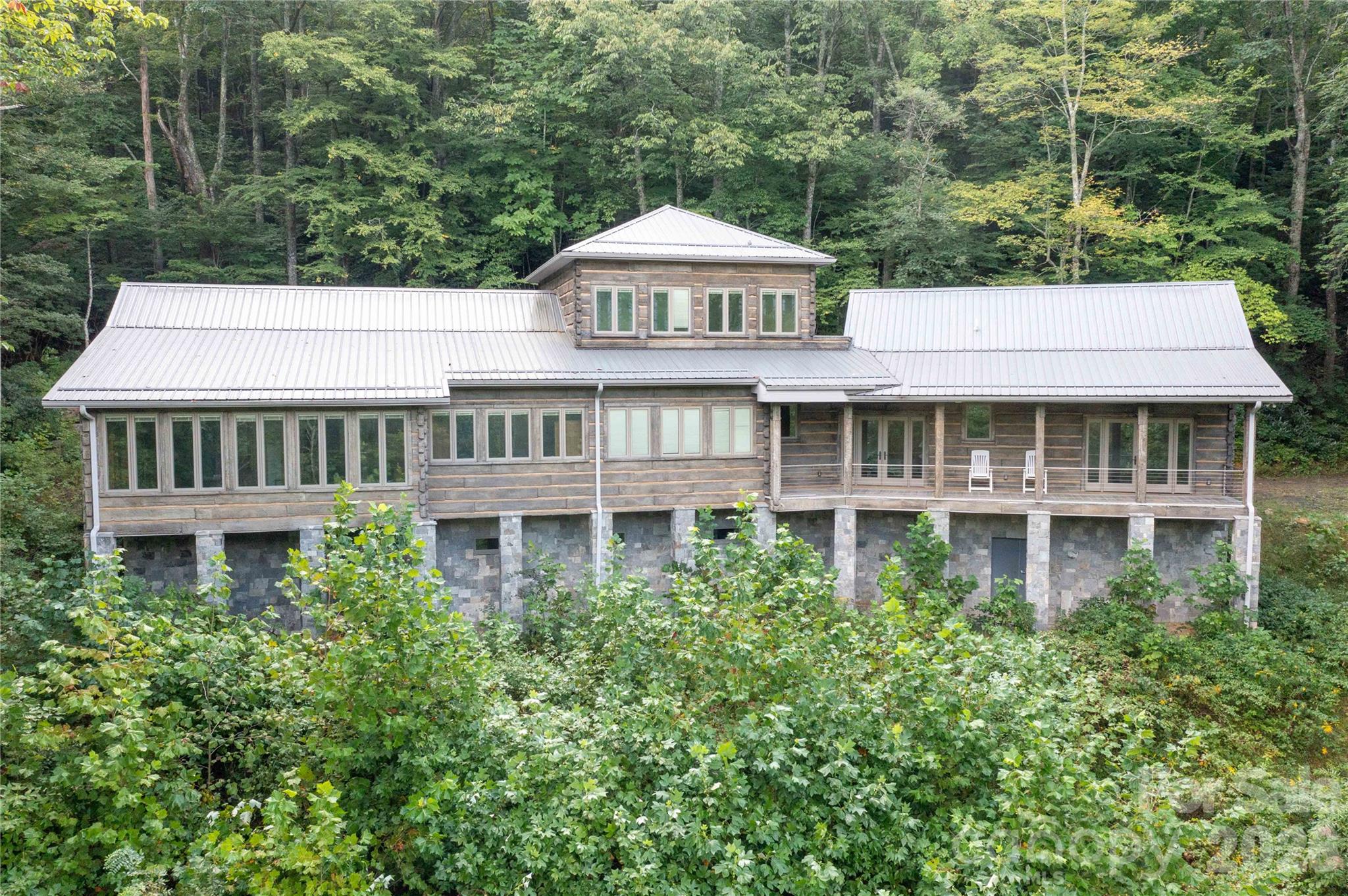2099 South Toe River Road — photo