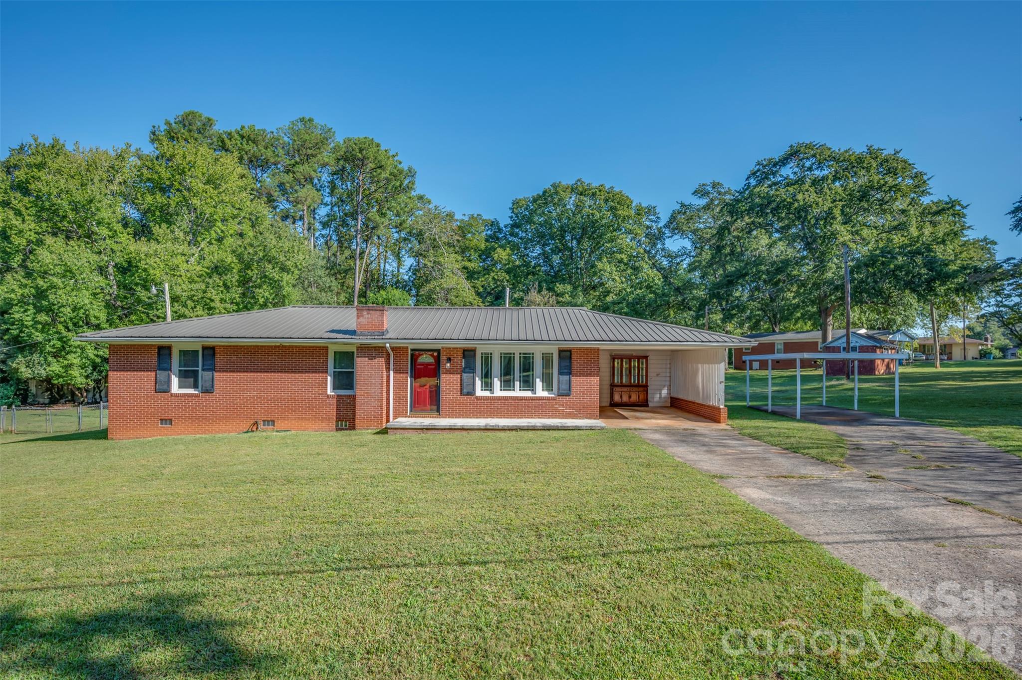 170 Franklin Drive — photo
