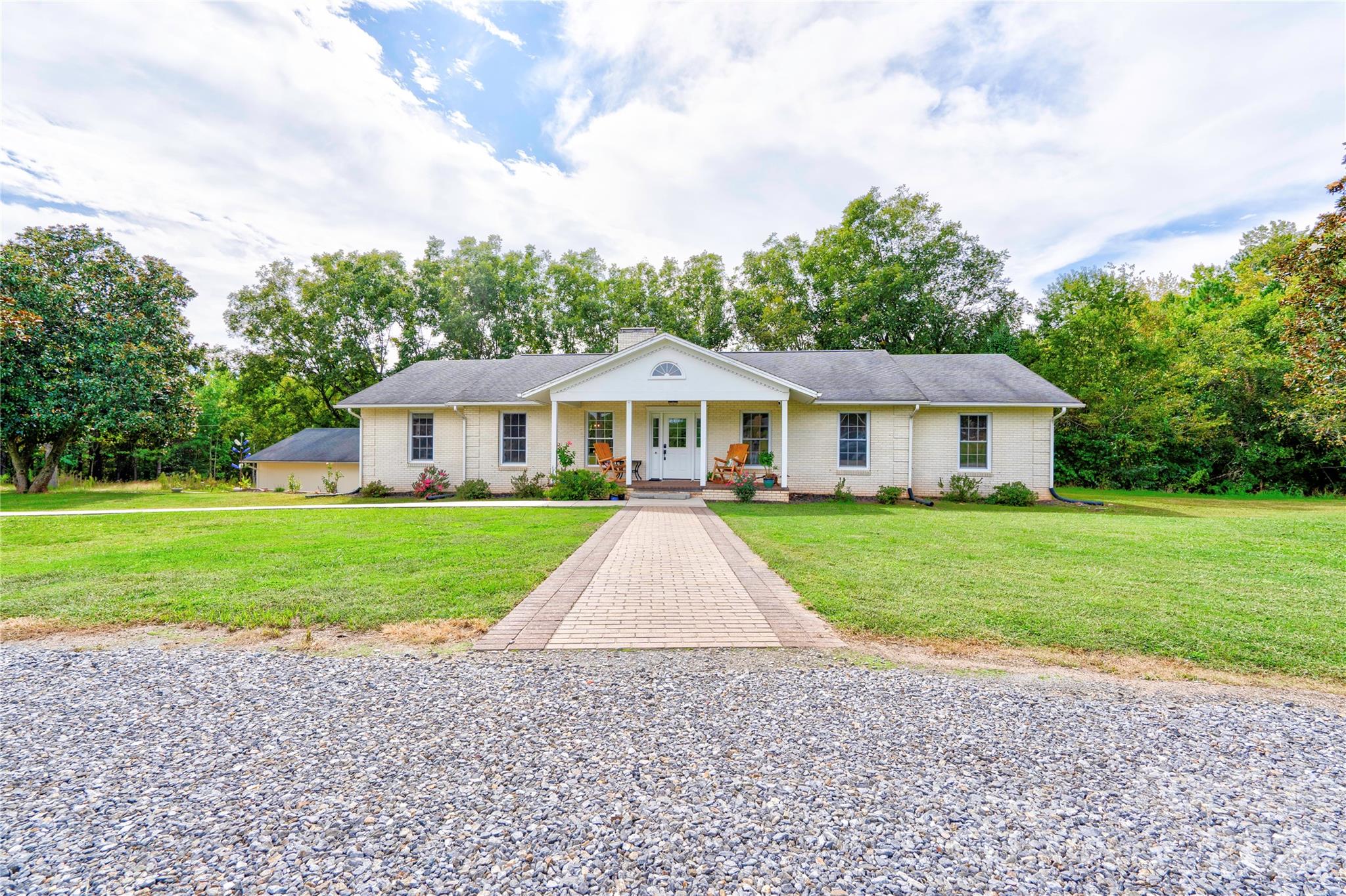 129 Church View Drive — photo