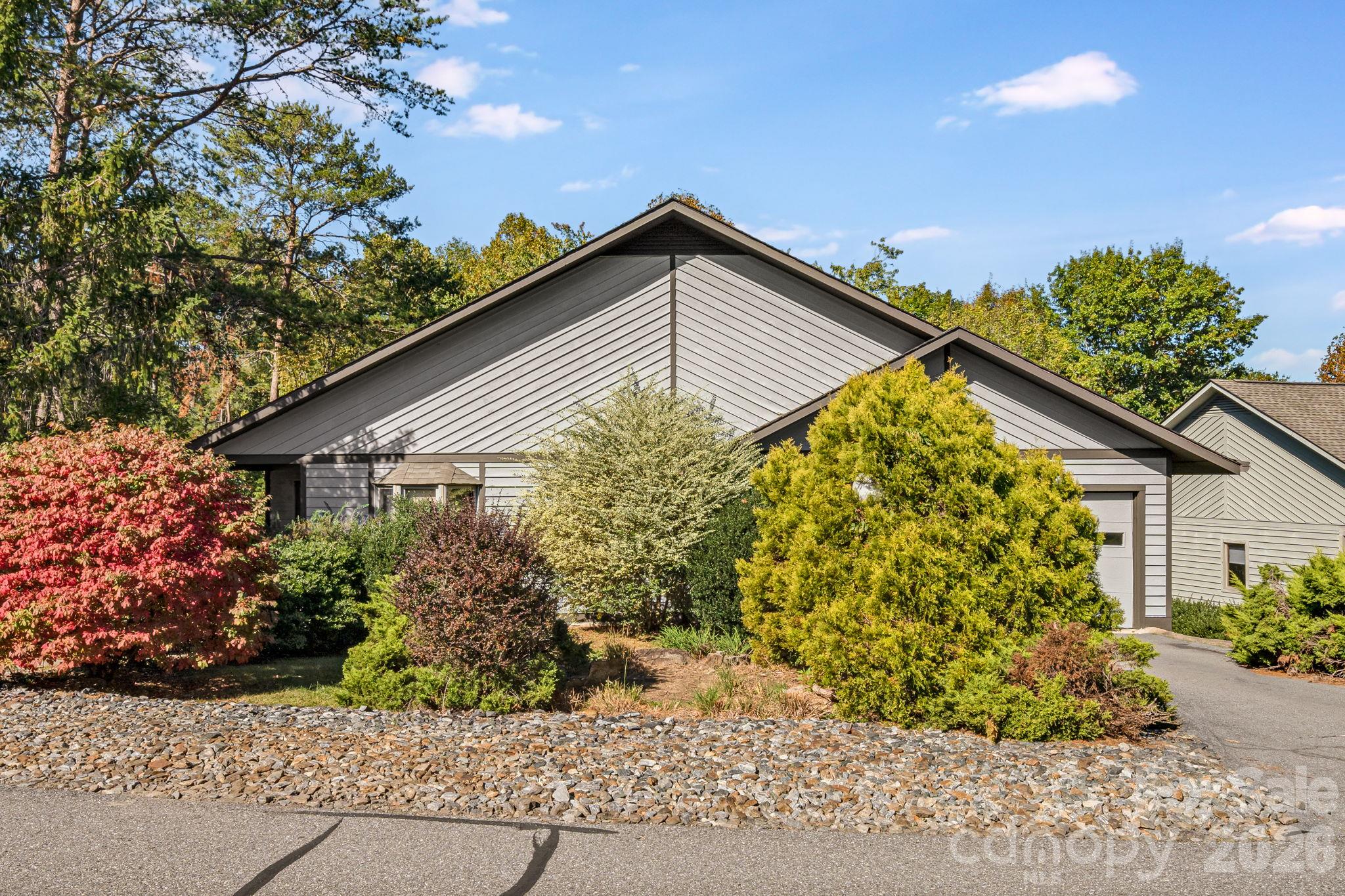 8 Zachary Ridge Road — photo