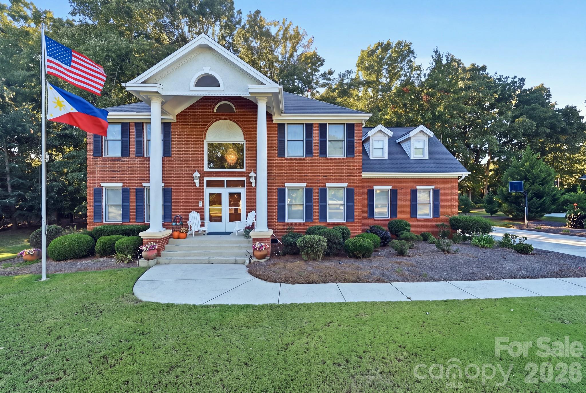 1121 Hillshire Meadow Drive — photo
