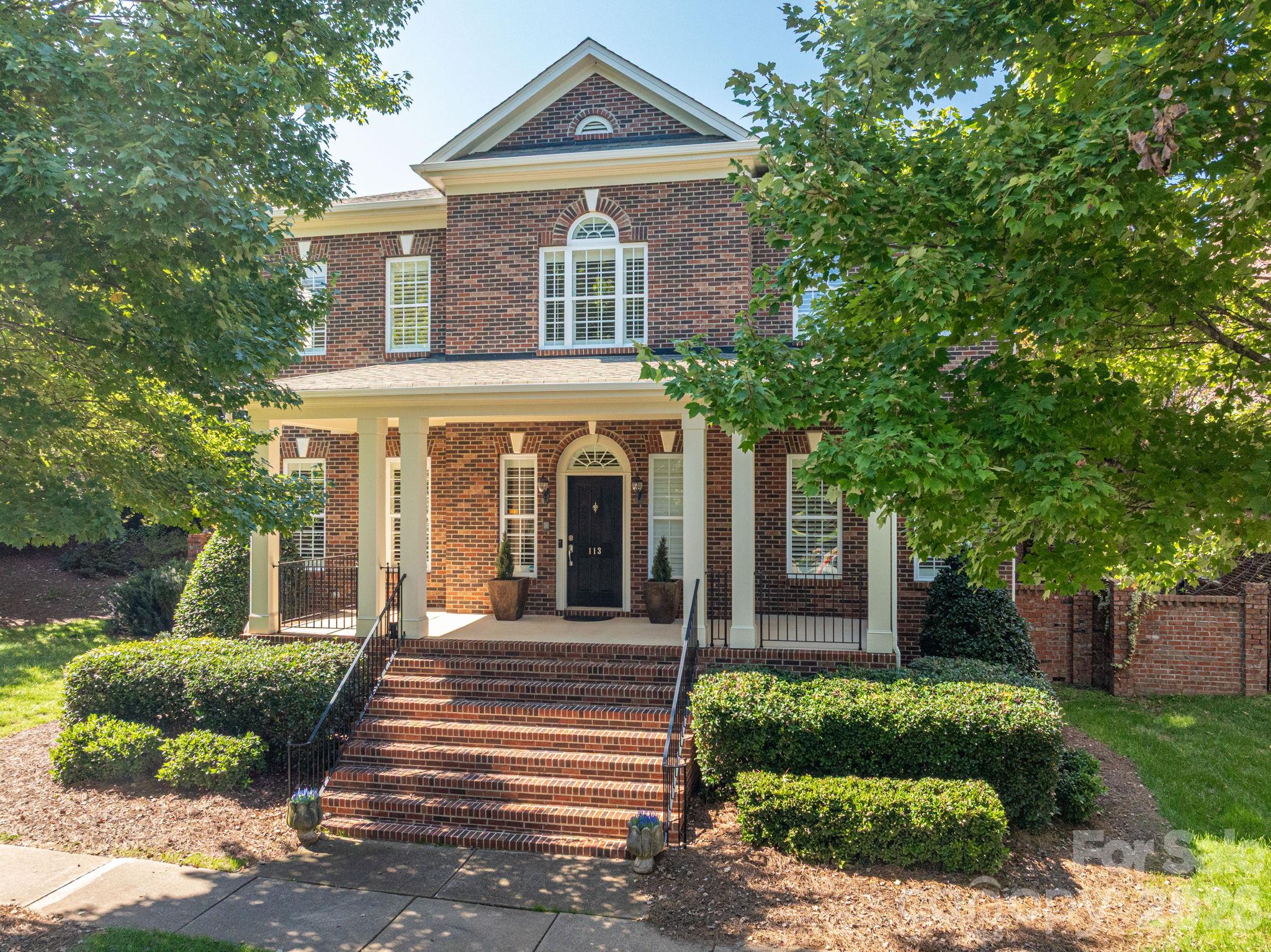113 Ft. William Avenue — photo