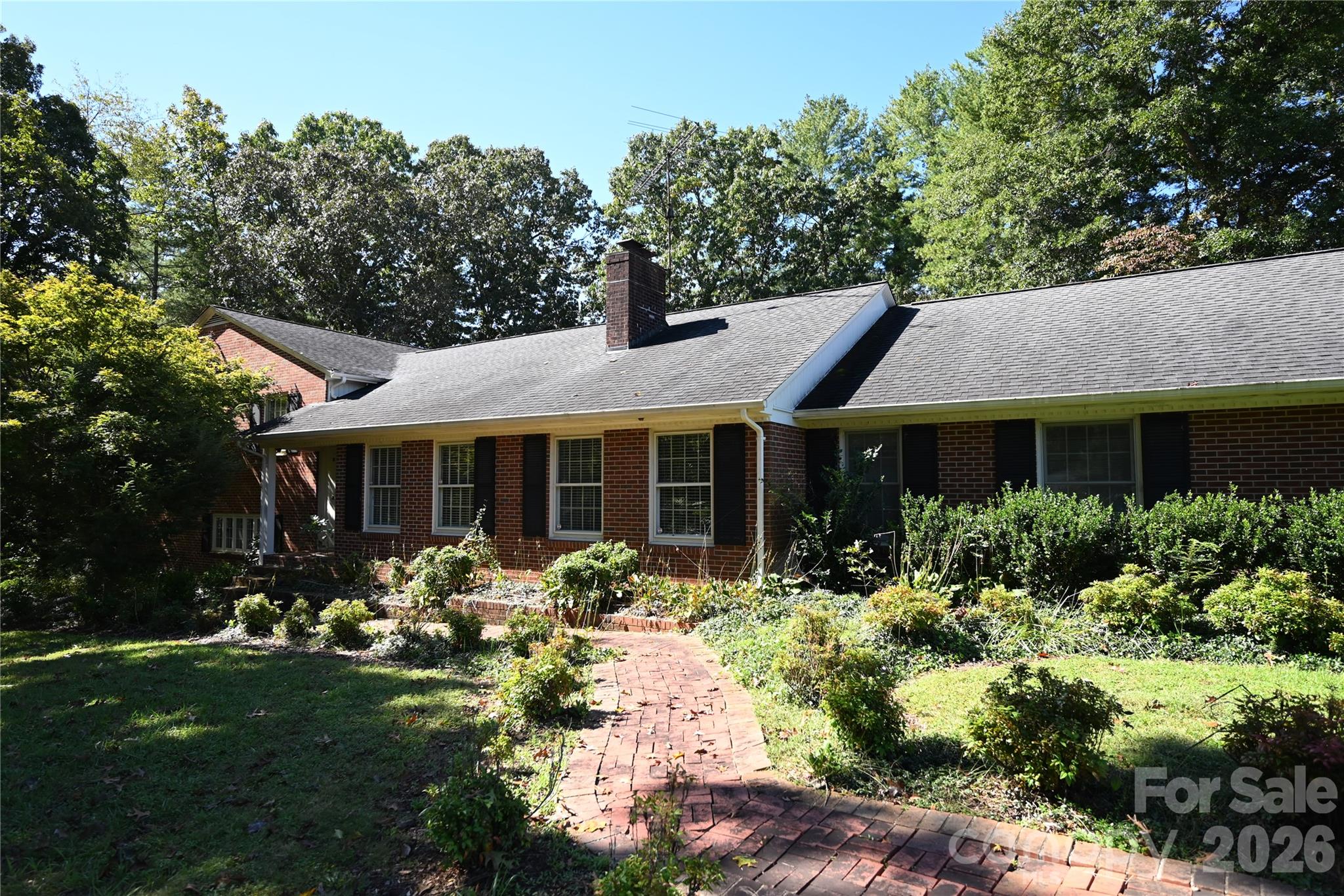 1308 Laurel Street NE — photo