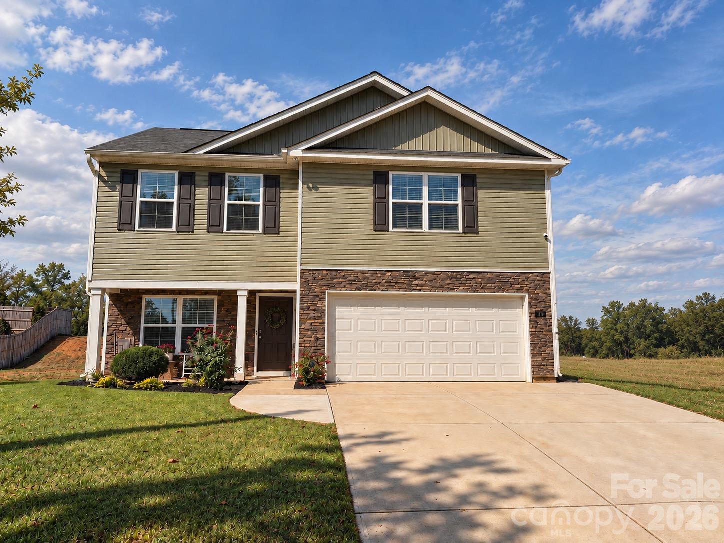 722 Hickory Point Drive — photo