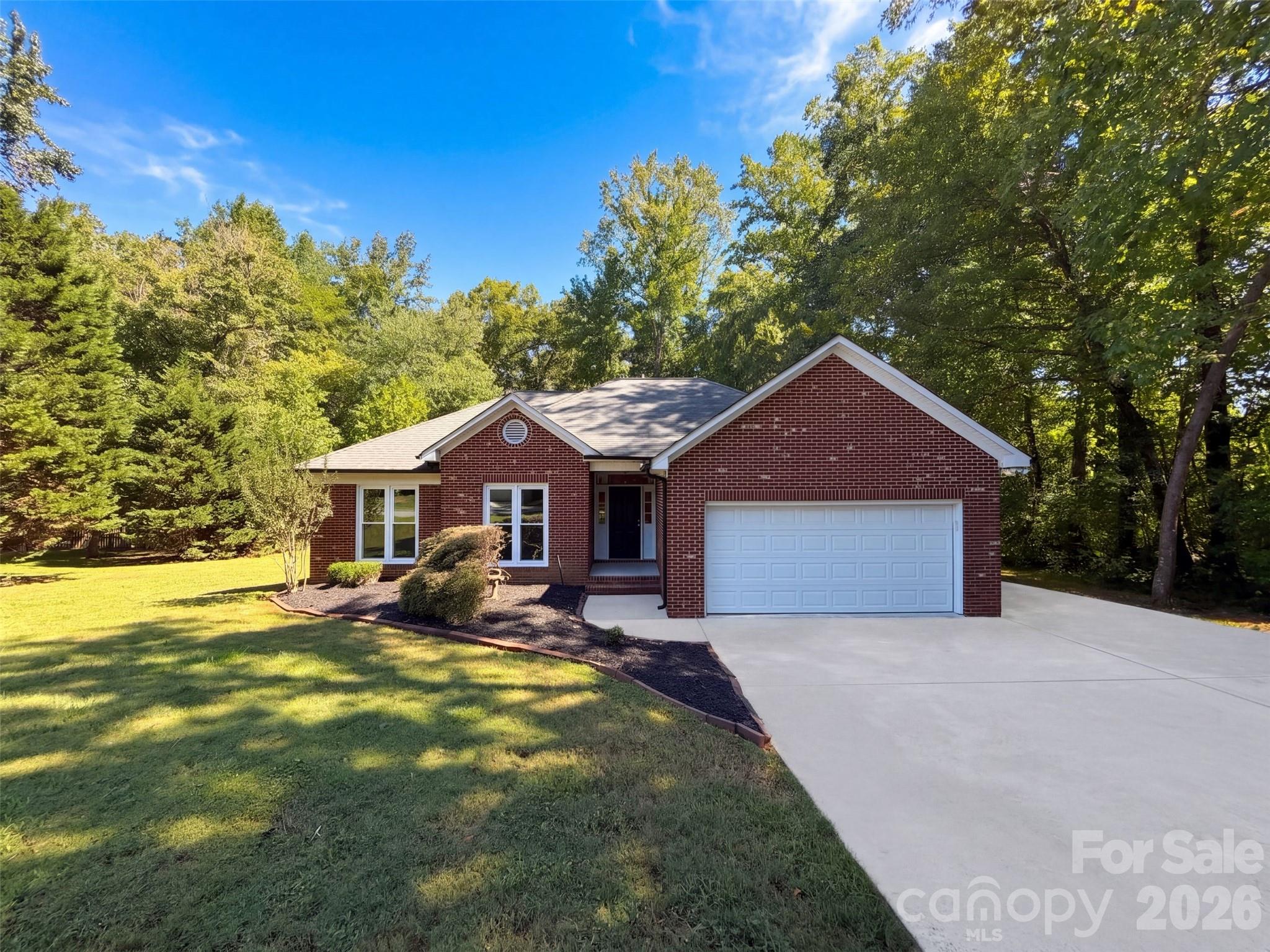 1104 Thoroughbred Place NW — photo
