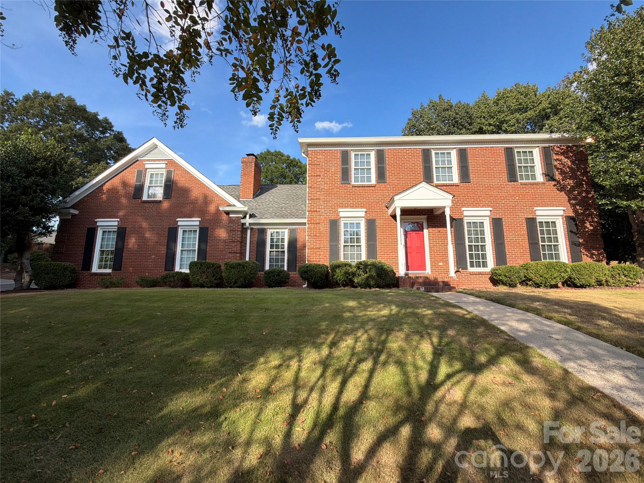 201 Wainsley Place — photo