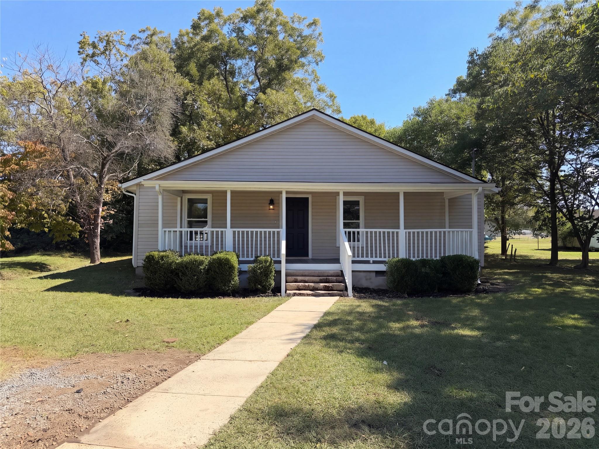 232 River Street — photo