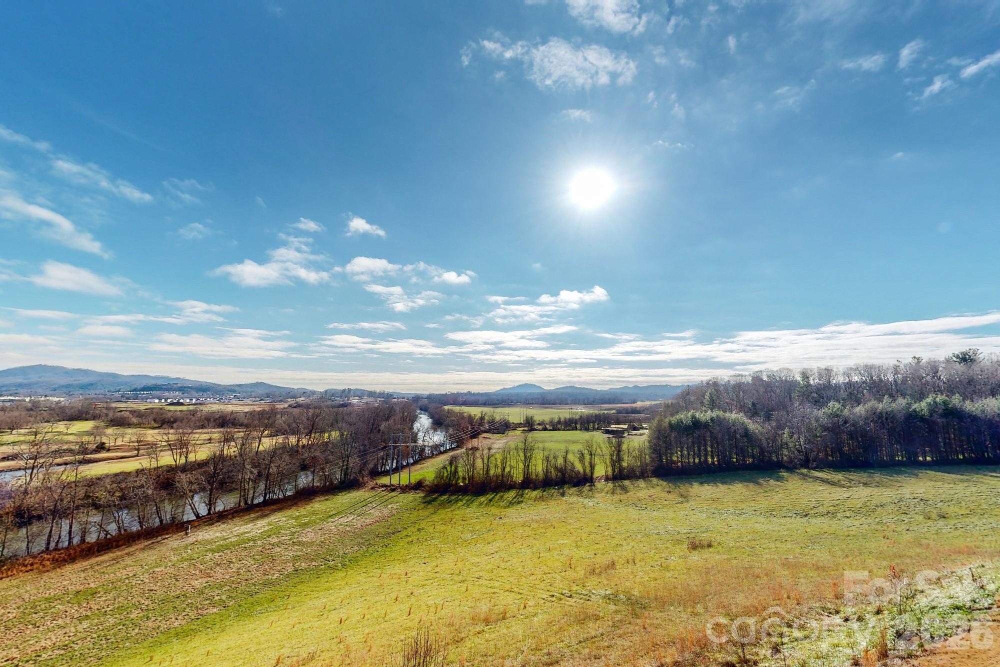 598 Miles View Road — photo