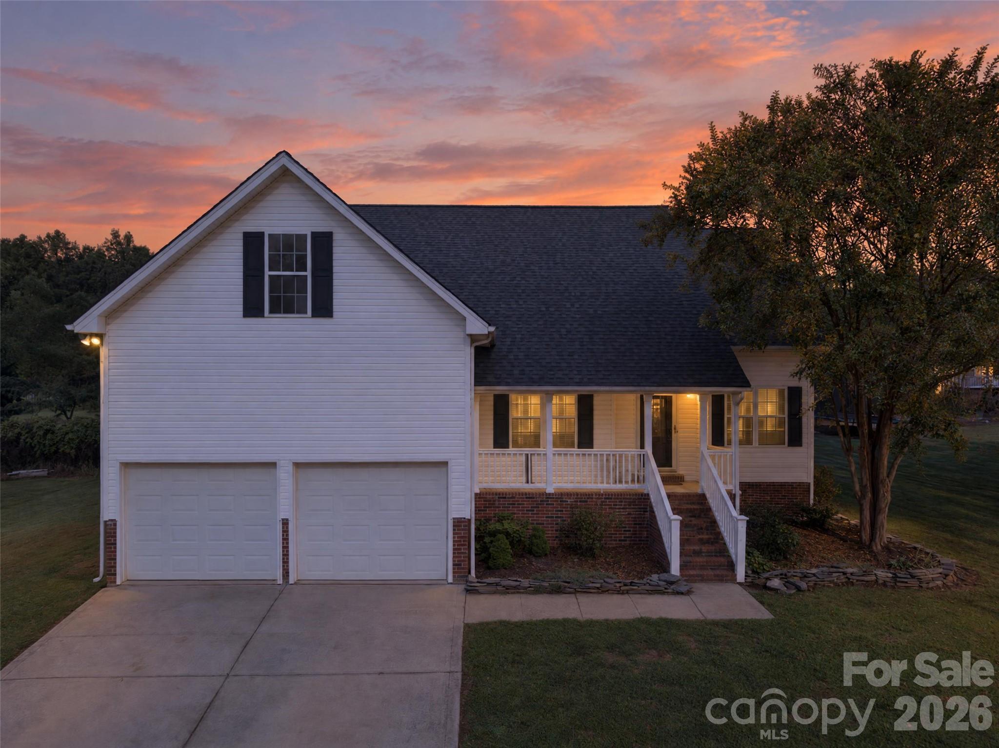 108 Duval Court — photo