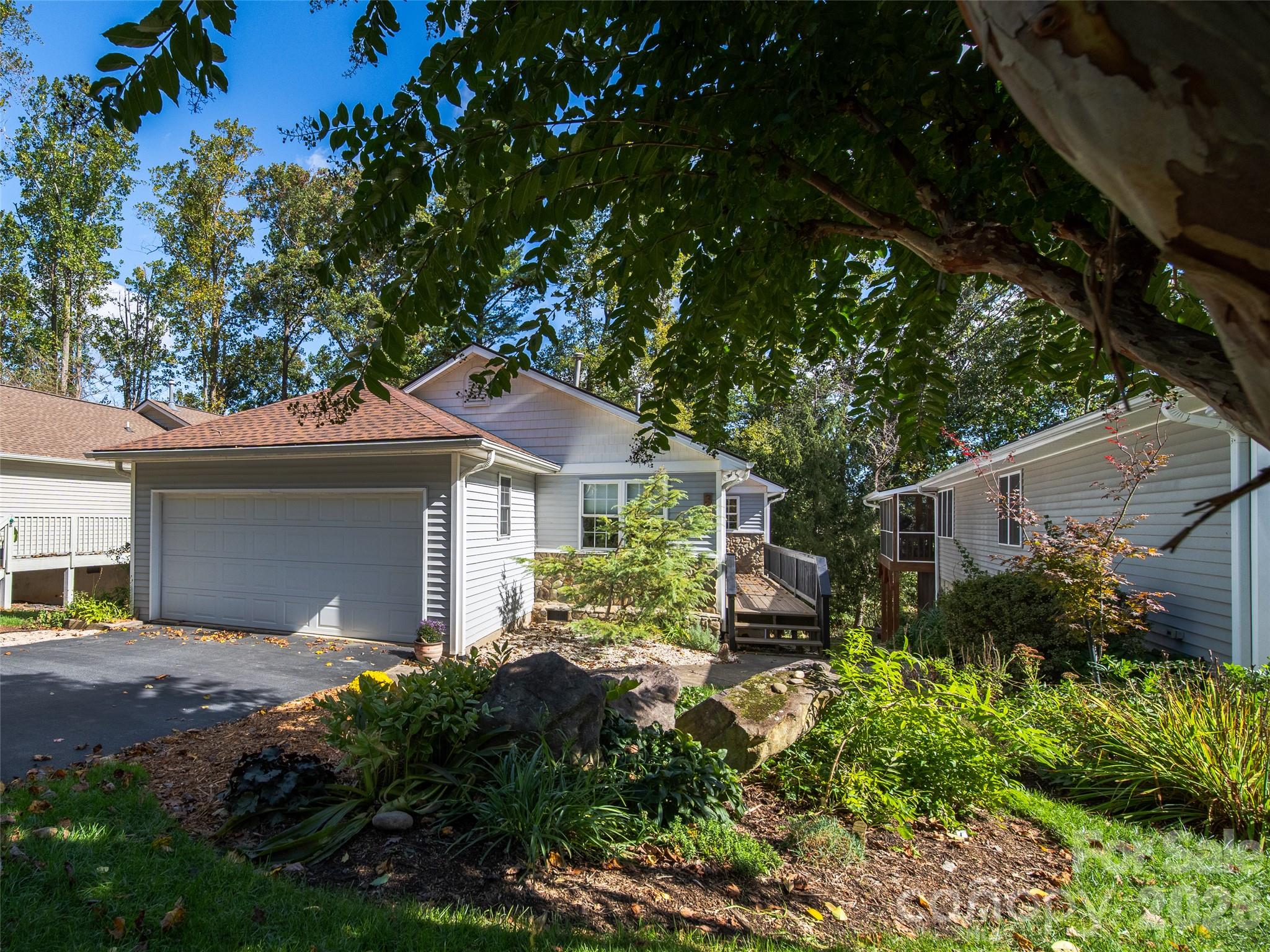 317 Ewarts Hill Road — photo