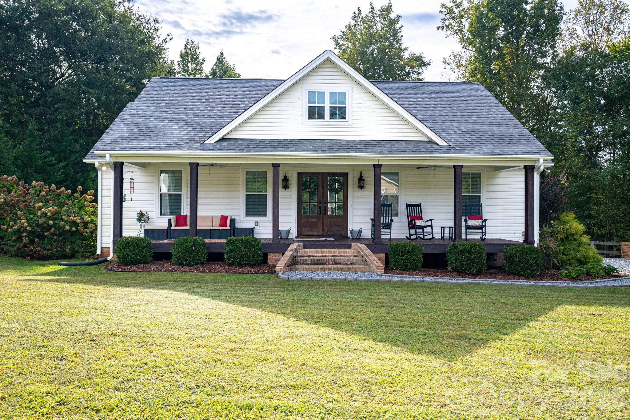 203 Dayton Road — photo