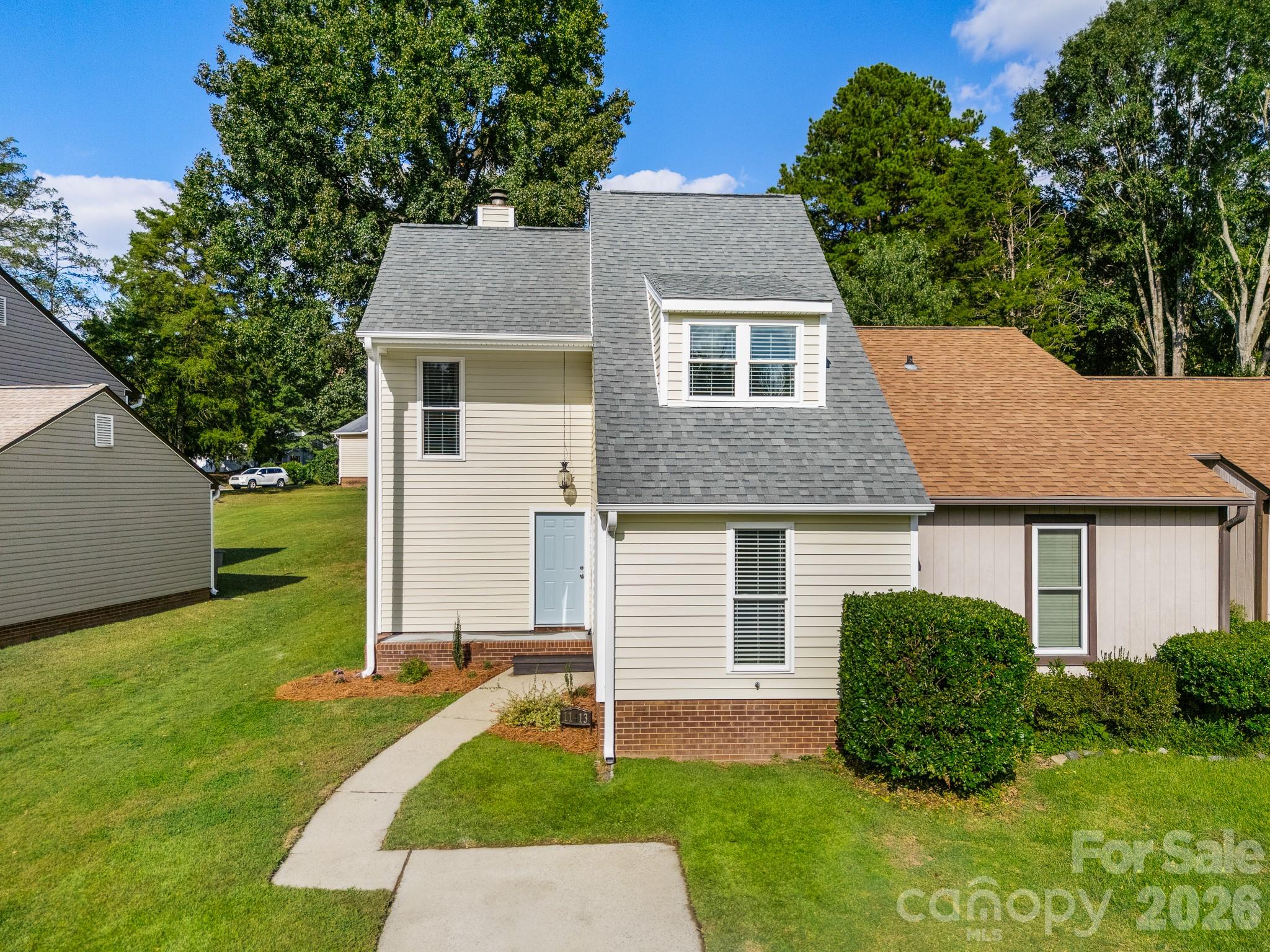 11413 Kingfisher Drive — photo