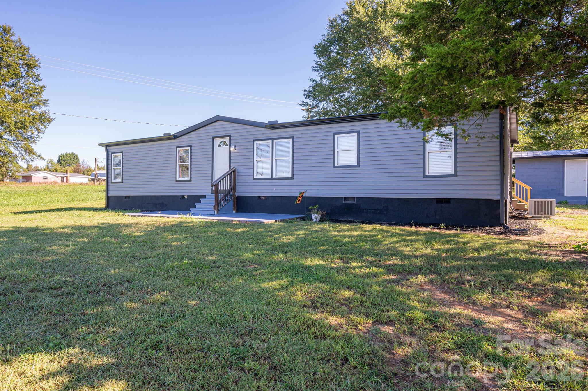 3100 Cat Square Road — photo