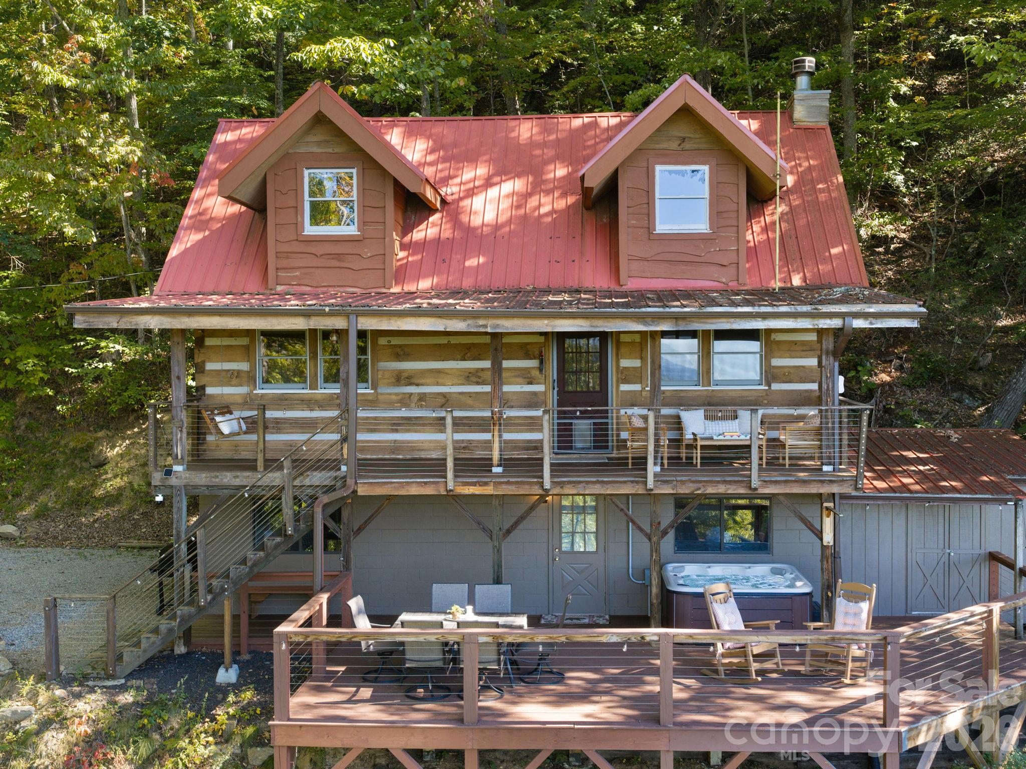 375 Daly Drive — photo