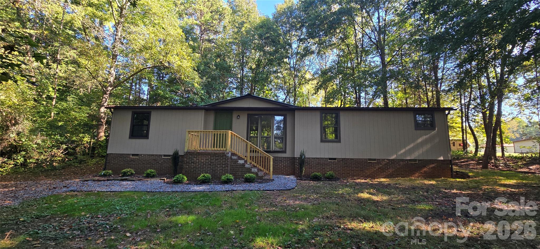 127 Louise Drive — photo