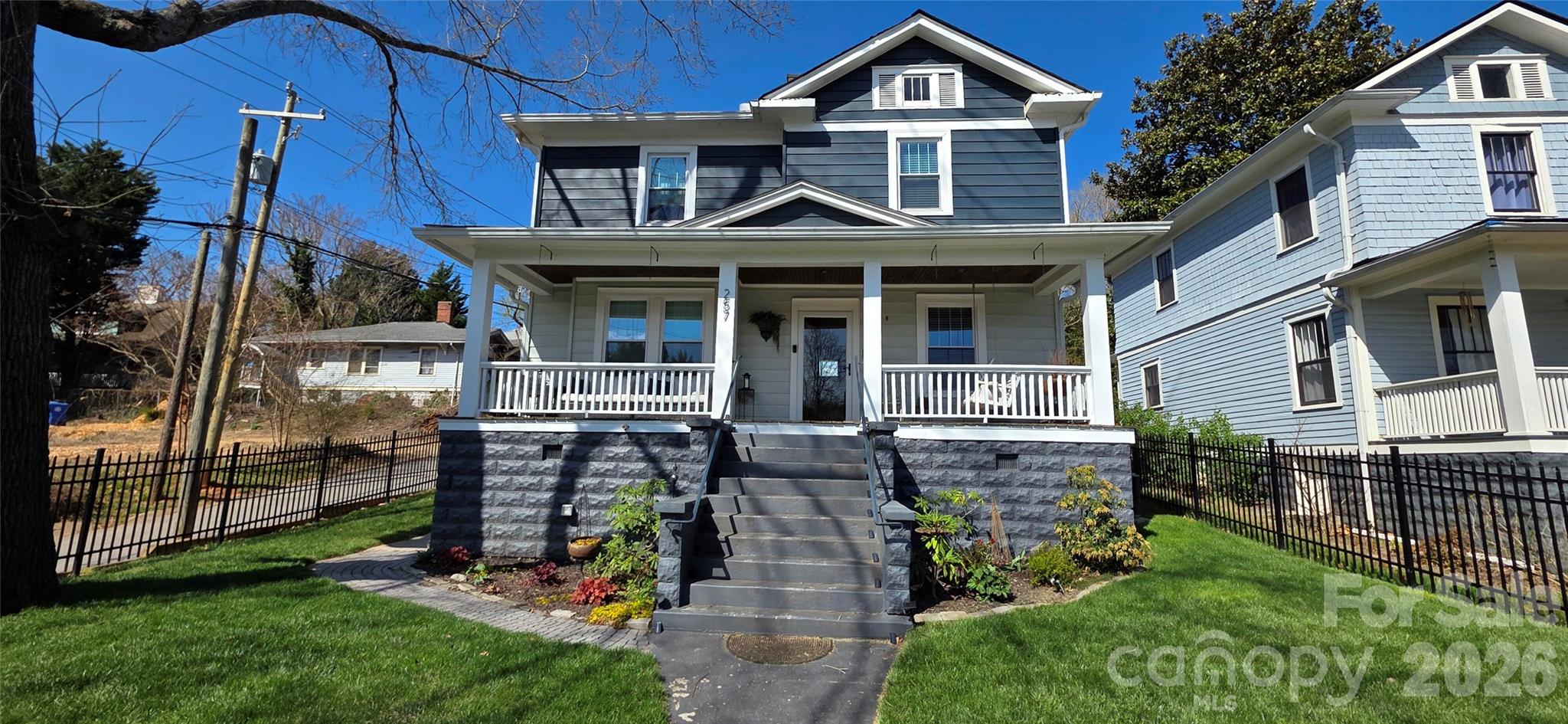 257 S French Broad Avenue — photo