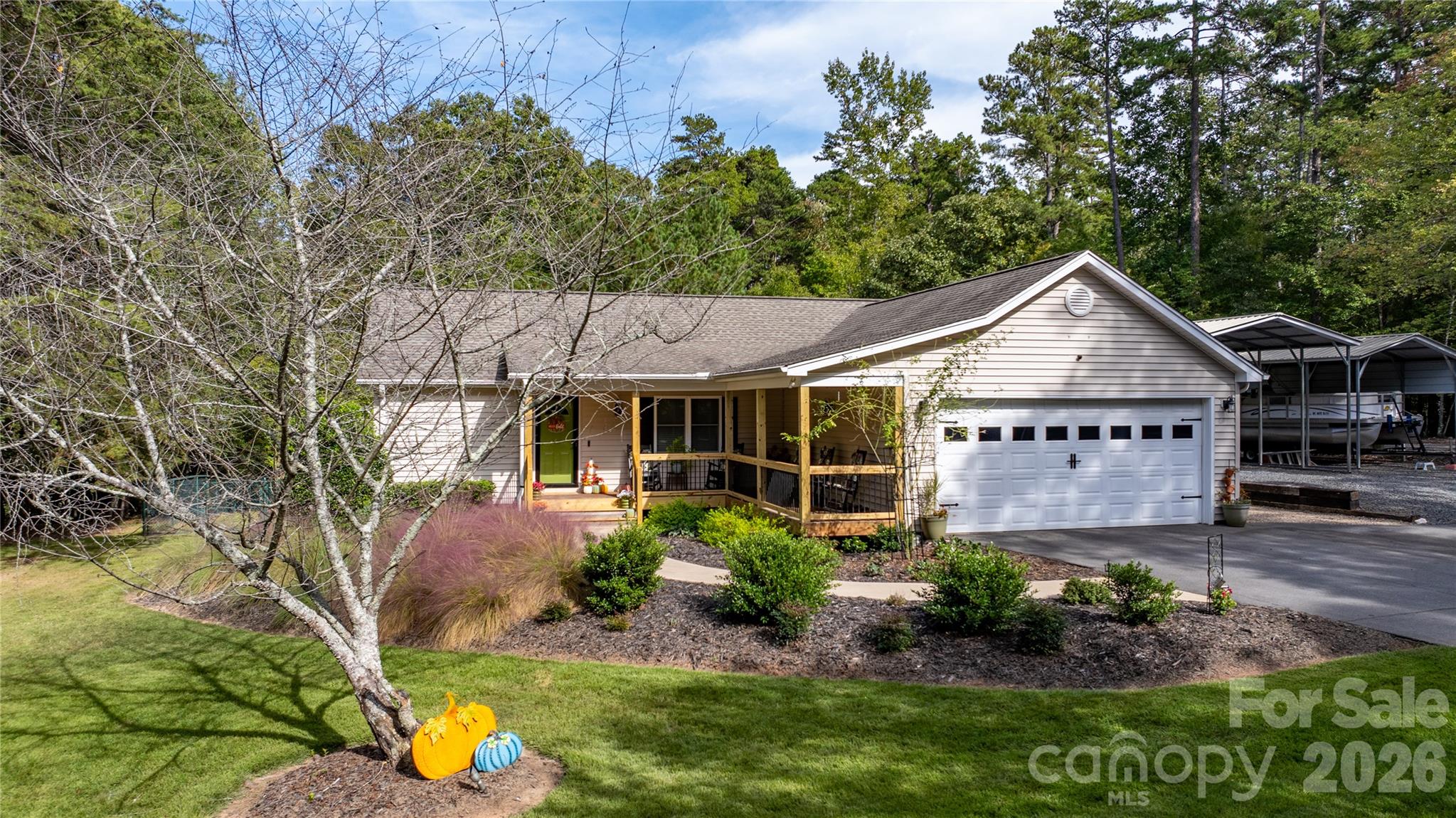 571 Newport Drive — photo