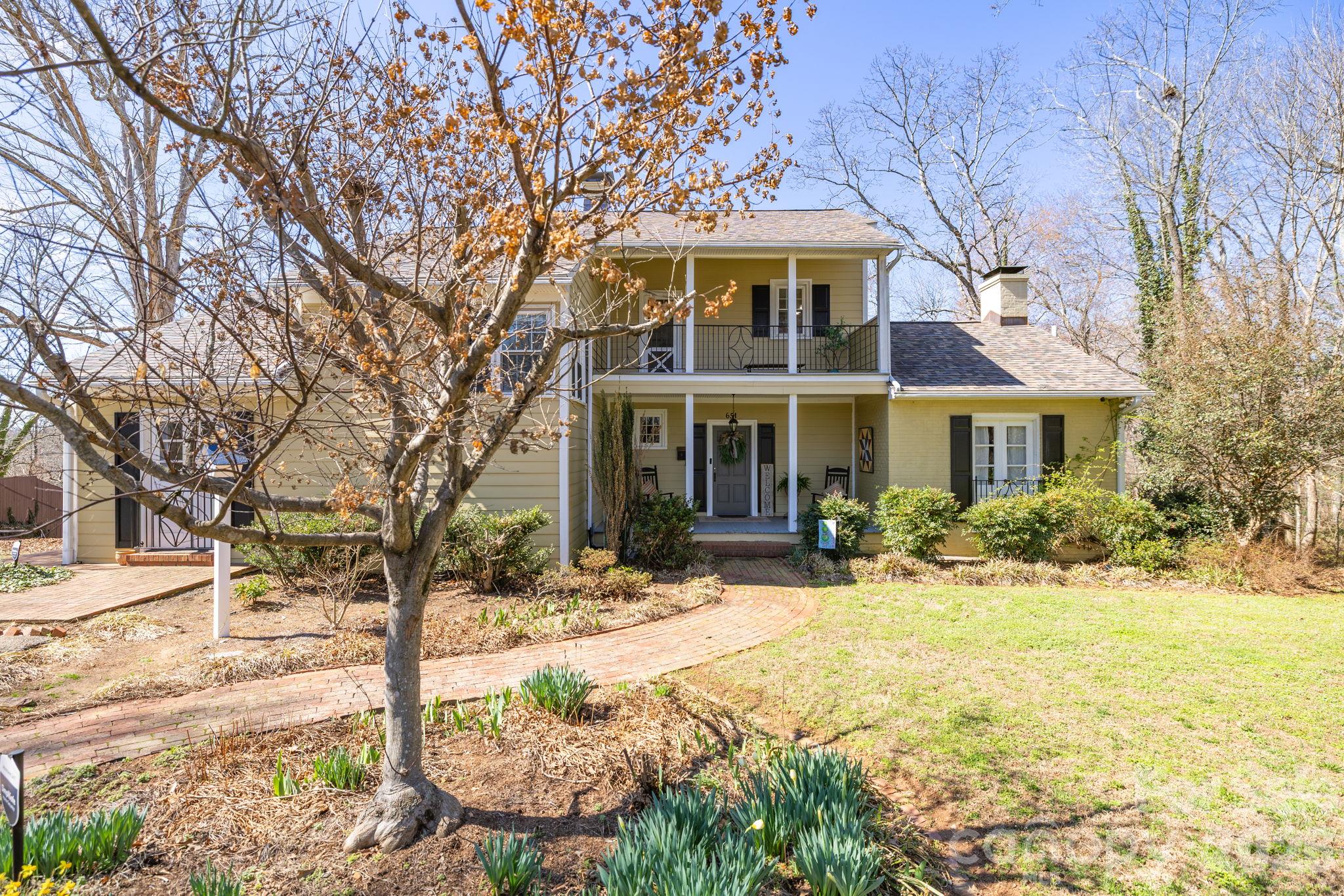 651 Highland Drive — photo