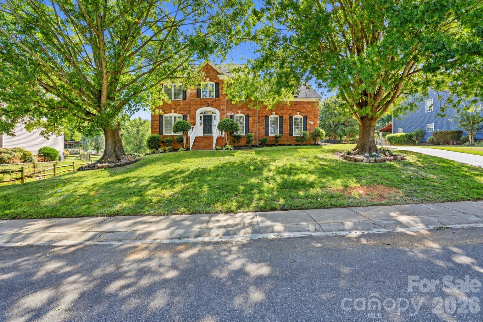 166 Castles Gate Drive — photo