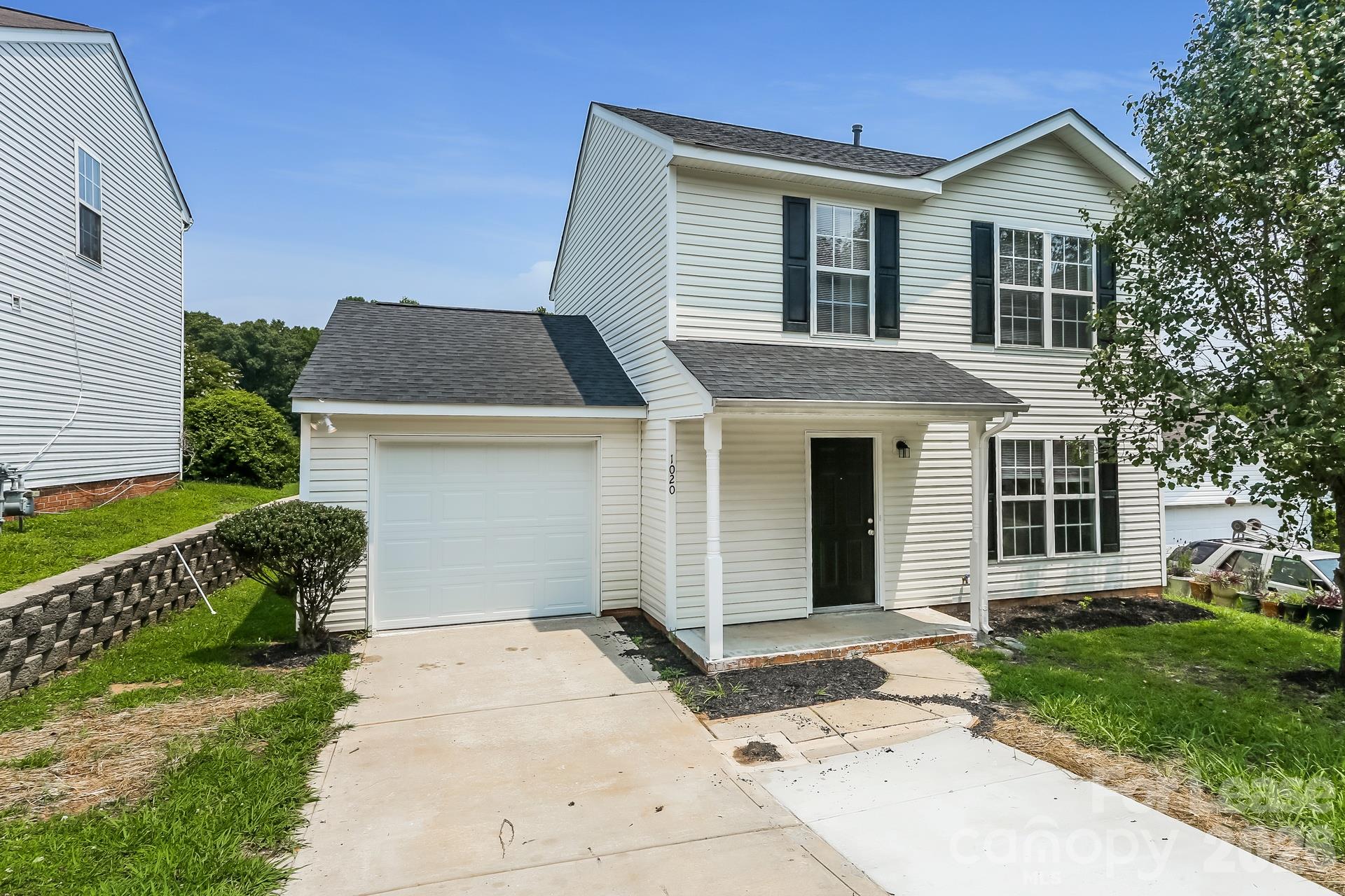 1020 Alston Hill Drive — photo