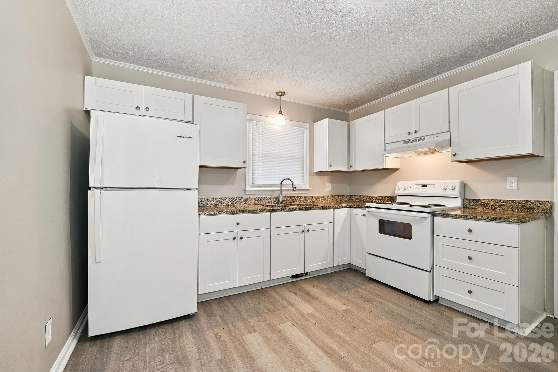 311 E Morrow Avenue, Monroe, NC 28112 — photo 2