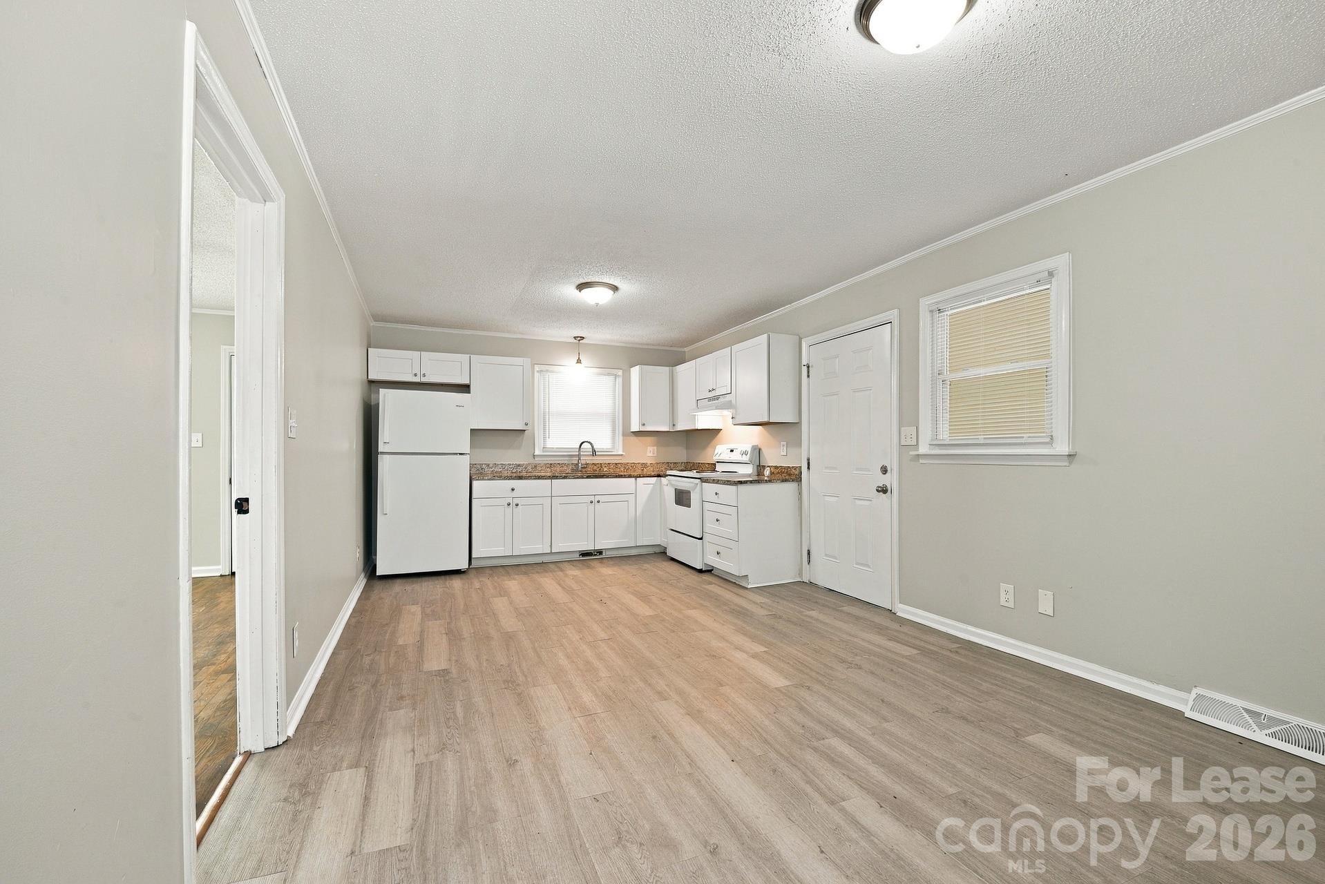 311 E Morrow Avenue, Monroe, NC 28112 — photo 3