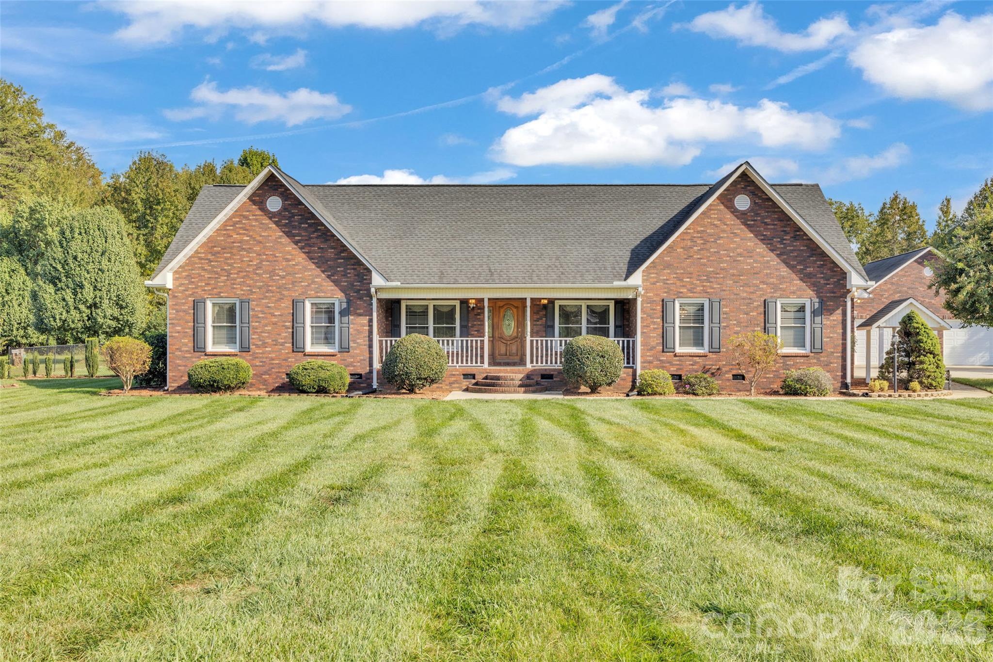 120 Burr Lane — photo