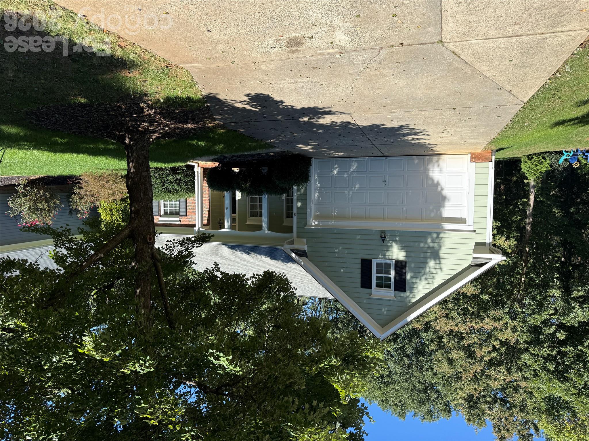 8821 Oakham Street — photo