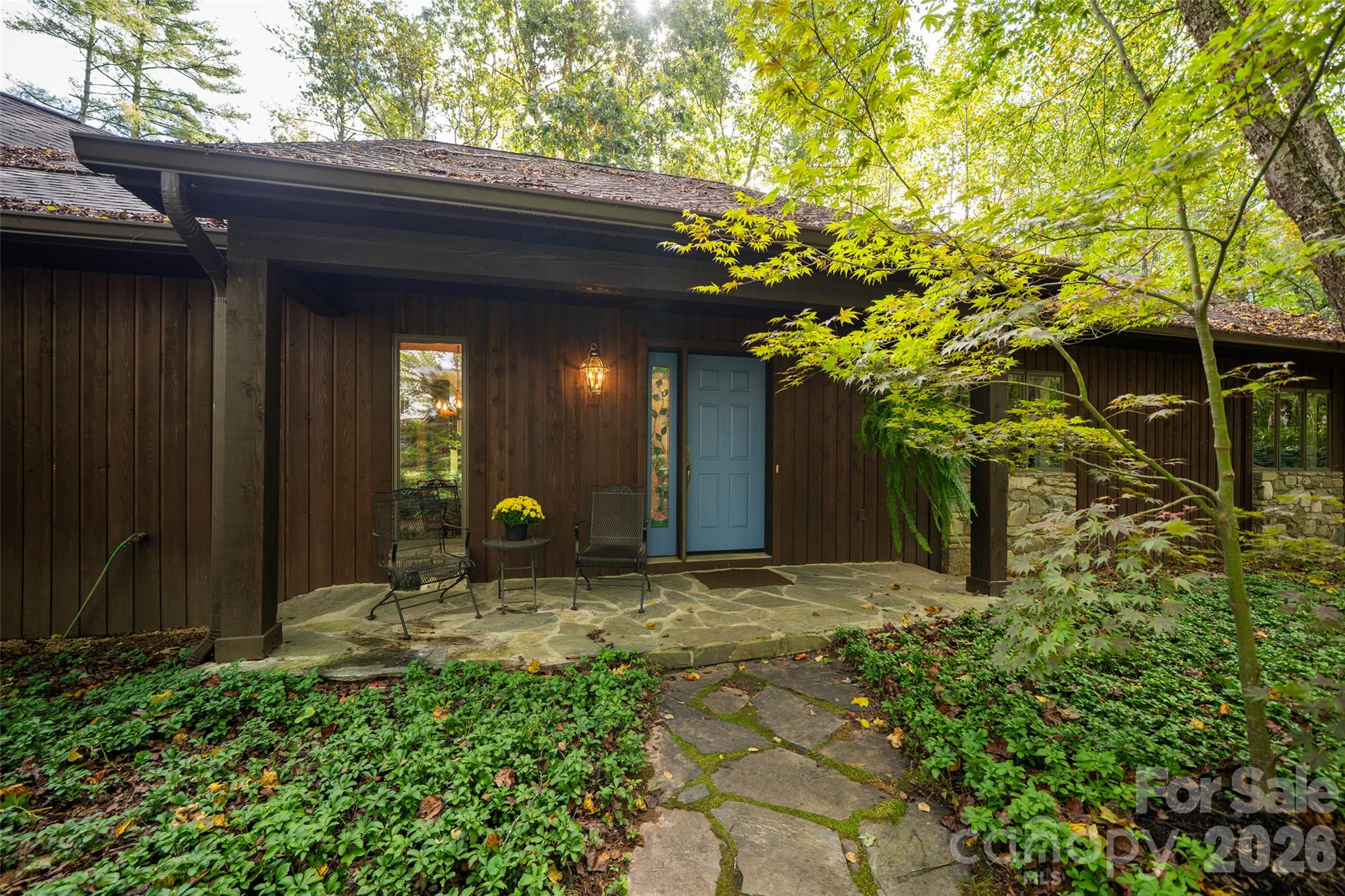 2 Dogwood Lane — photo