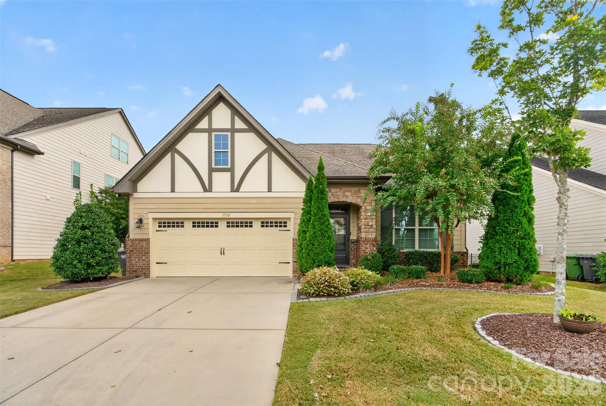 17511 Austins Creek Drive — photo