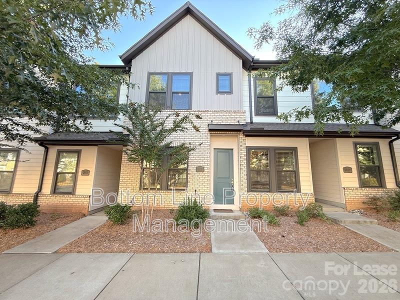 5915 Ardrey Kell Road — photo