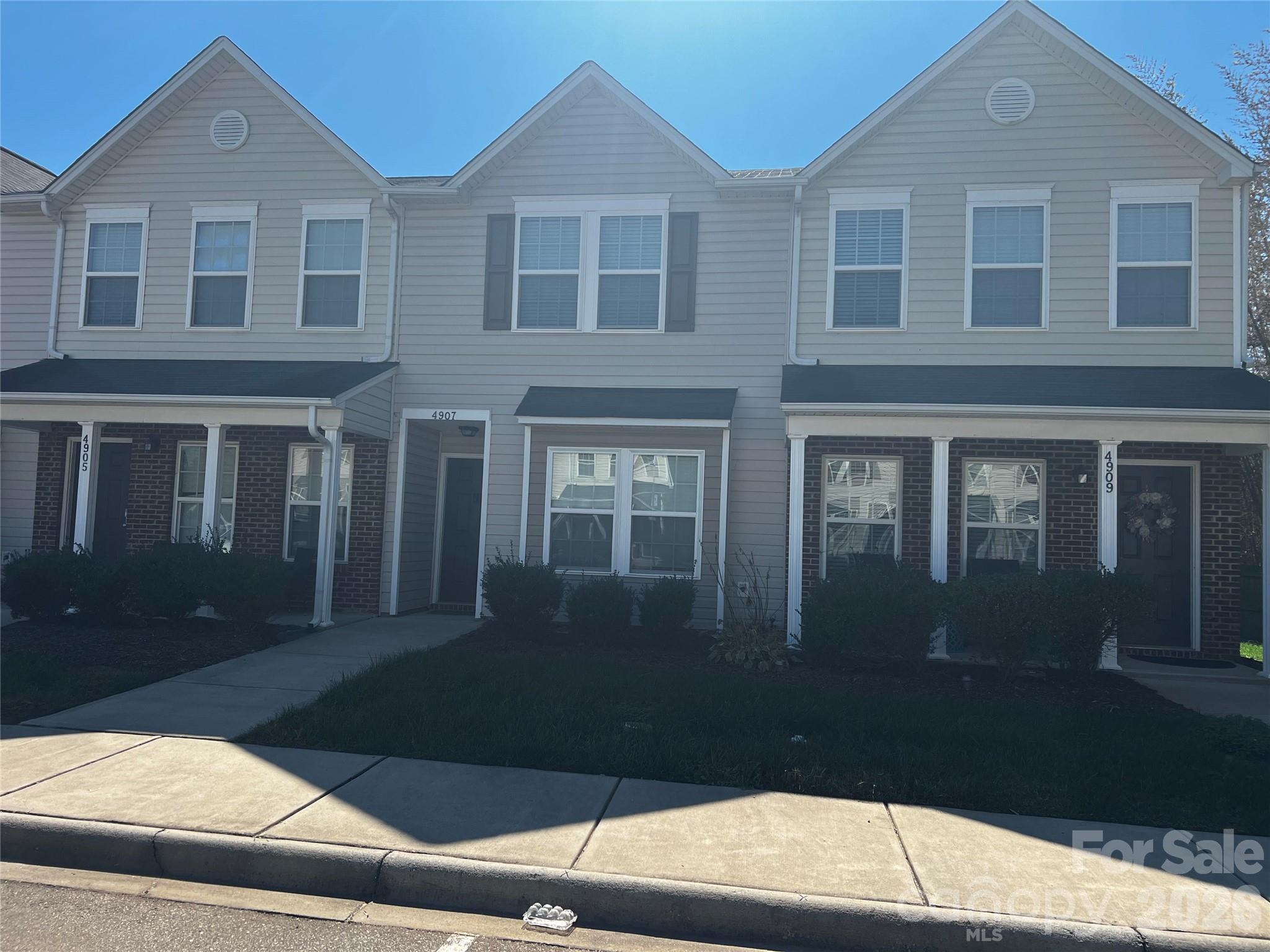 4907 Potter Road — photo